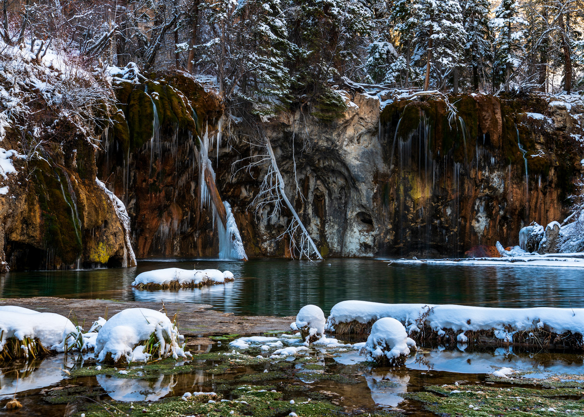 White River National Forest , First snow at Hanging Lake