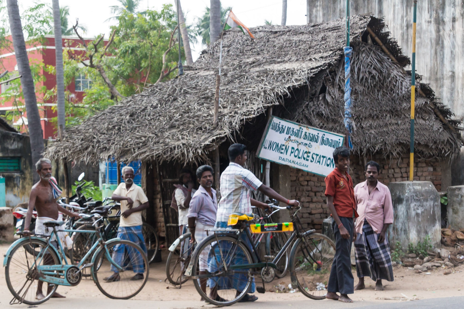 Cycling between Kumbakonam and Thanjavur