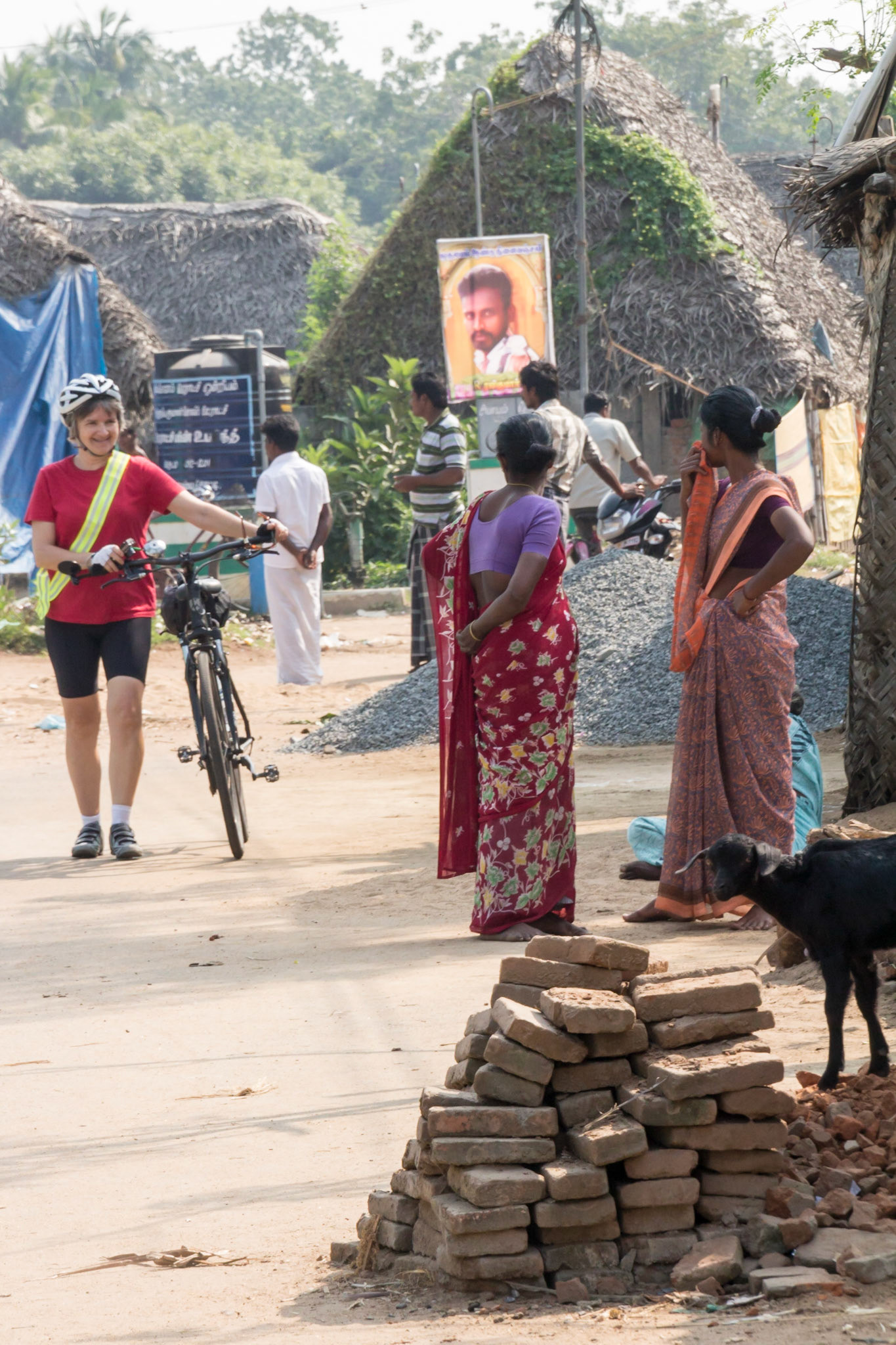 Cycling between Kumbakonam and Thanjavur