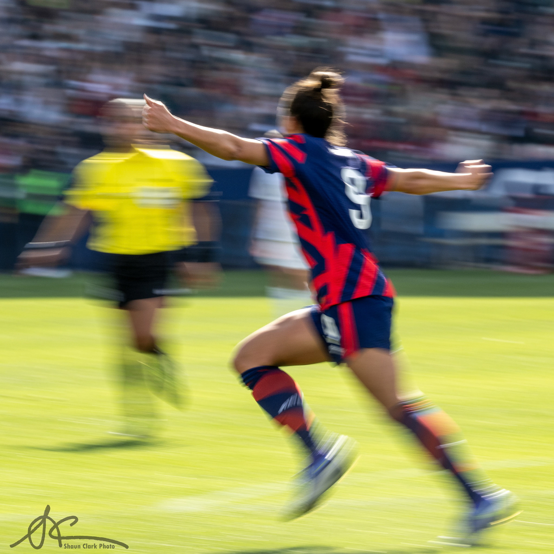 CARSON, CA - FEBRUARY 20:  Mallory Pugh #9 of USWNT celebrates her goal during a SheBelieves Cup match between New Zealand and USWNT at Dignity Health Sports Park on February 20, 2022 in Carson, California.  USWNT won the match 5-0 (Photo: Shaun Clark)