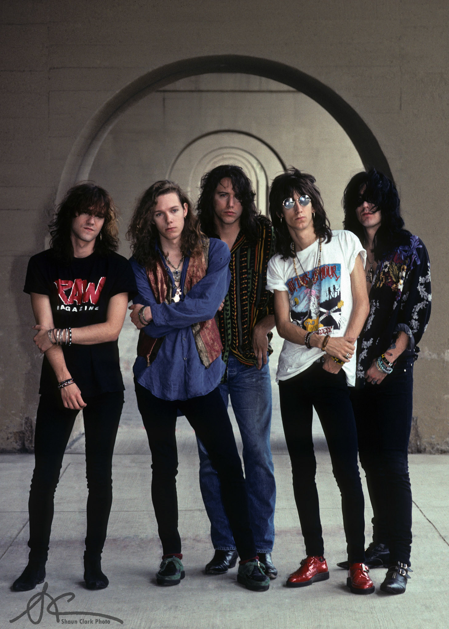 Dallas, Texas - July 1990:  L. to R., Jeff Cease,Rich Robinson, Steve Gorman, Chris Robinson, and Johnny Colt of The Black Crowes  (Photo: Shaun Clark).