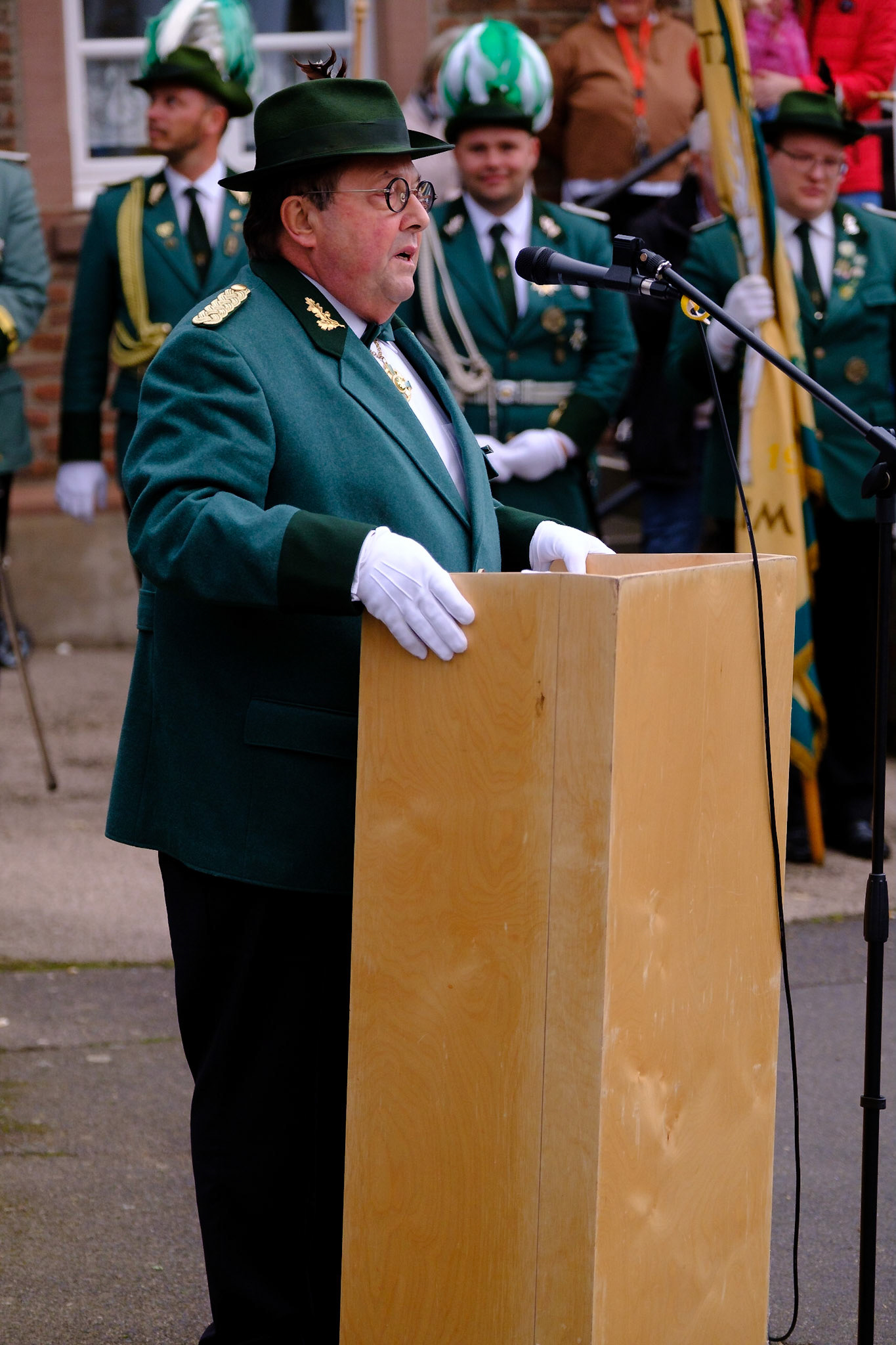St. Sebastianus Schützenbruderschaft Friesheim ernenn Hans-Peter Nolden die Ehrenpräsidentschaft der Schützenbruderschaft.