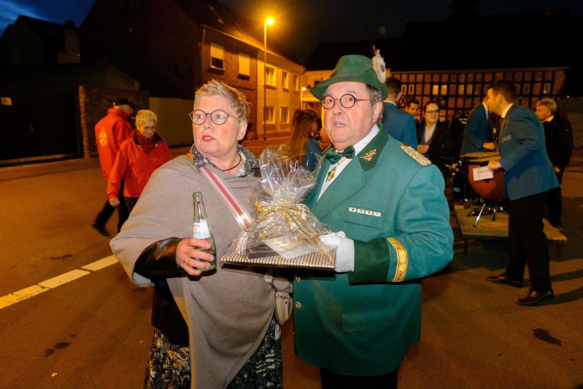 St. Hubertus Schützenbruderschaft Friesheim ernenn Hans-Peter Nolden die Ehrenpräsidentschaft der Schützenbruderschaft.