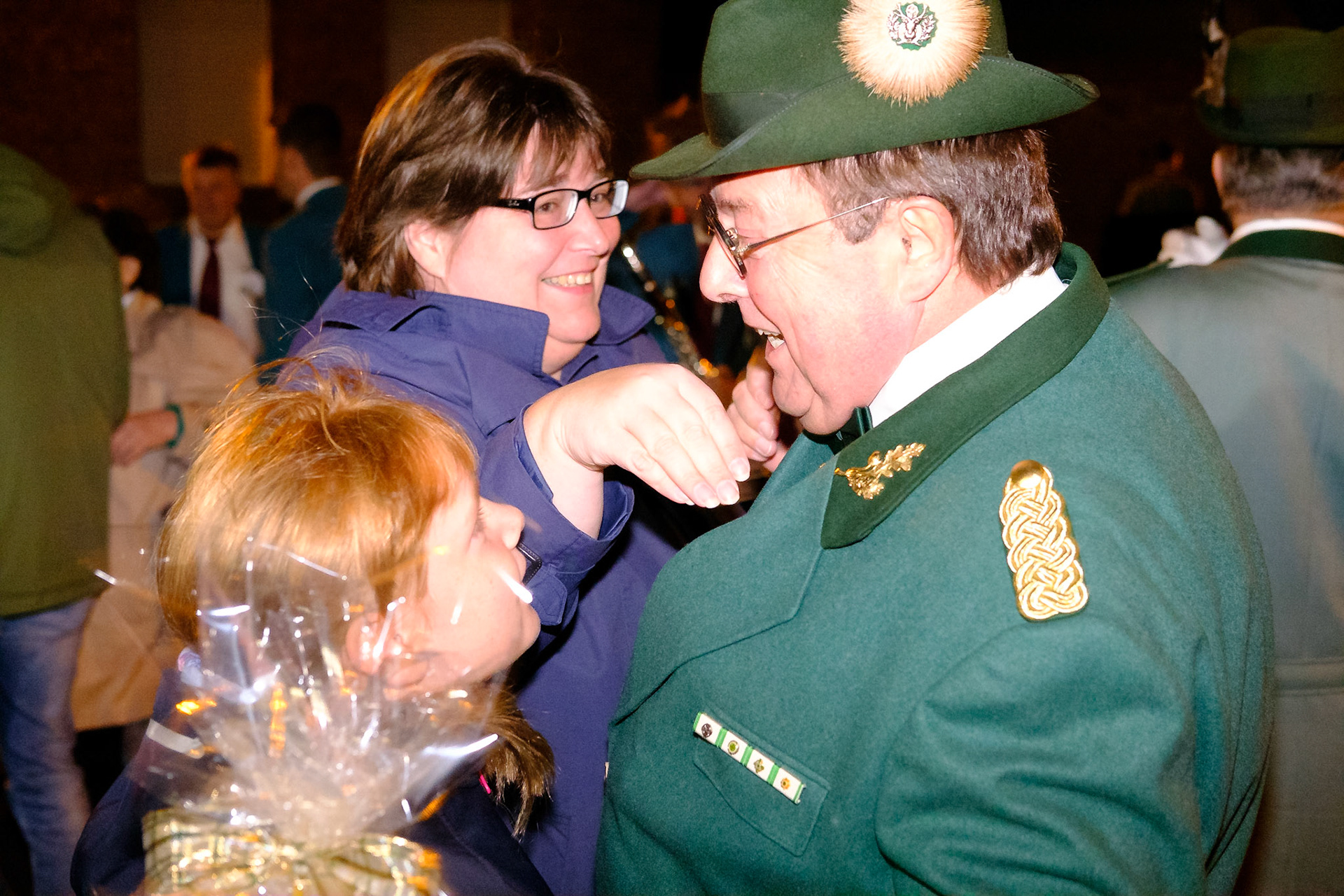 St. Hubertus Schützenbruderschaft Friesheim ernenn Hans-Peter Nolden die Ehrenpräsidentschaft der Schützenbruderschaft.