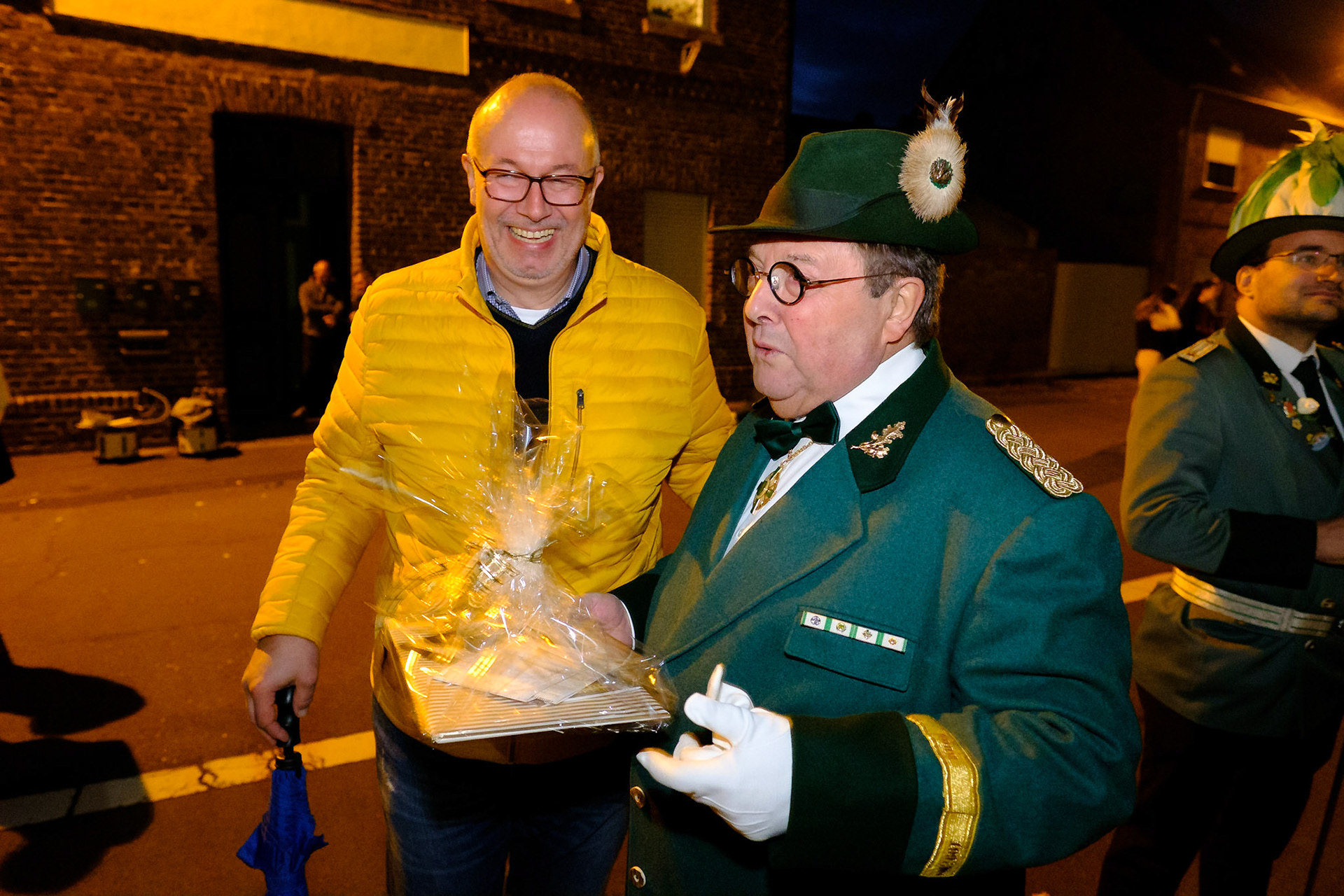 St. Hubertus Schützenbruderschaft Friesheim ernenn Hans-Peter Nolden die Ehrenpräsidentschaft der Schützenbruderschaft.