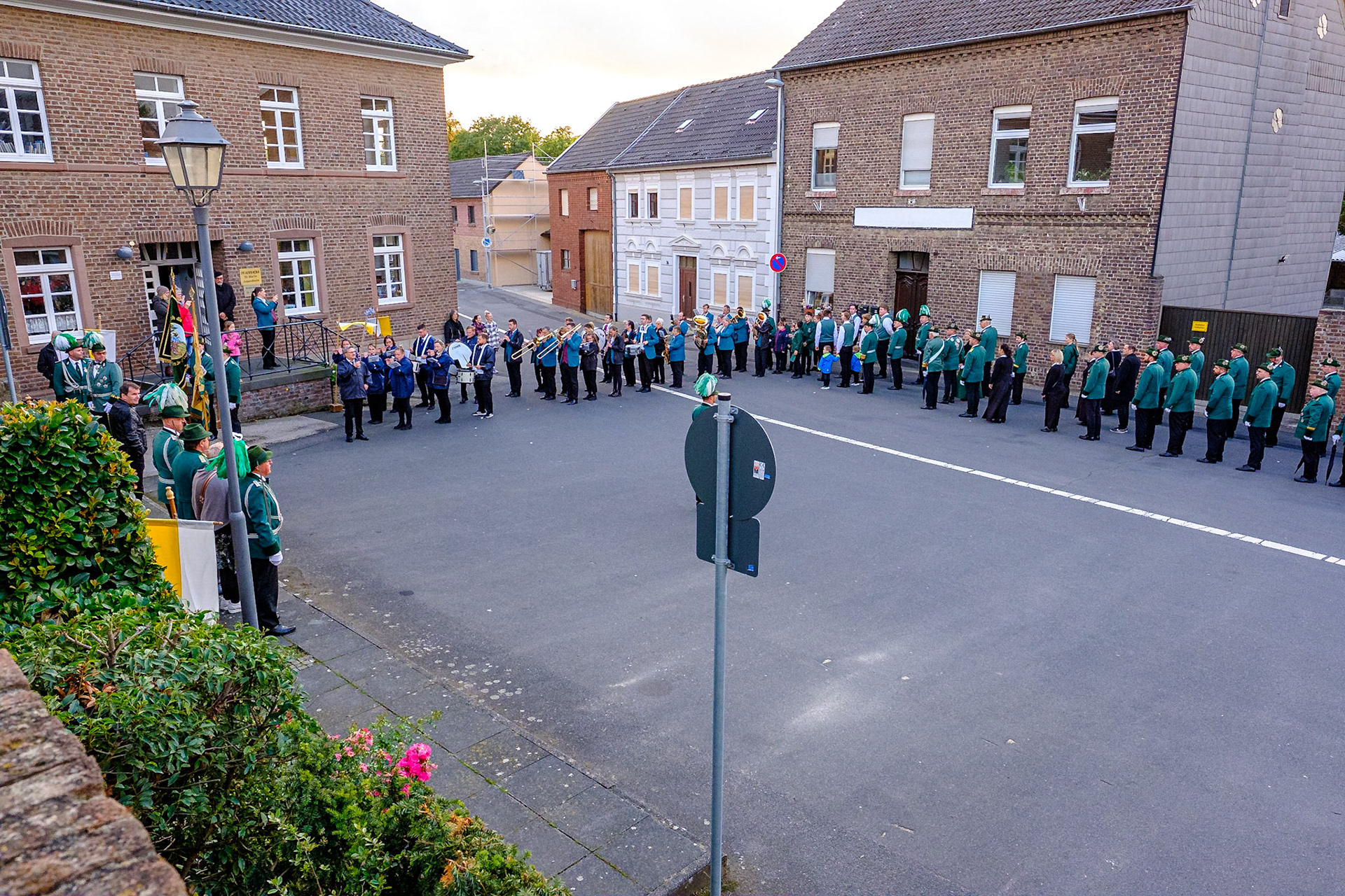 St. Sebastianus Schützenbruderschaft Friesheim ernenn Hans-Peter Nolden die Ehrenpräsidentschaft der Schützenbruderschaft.