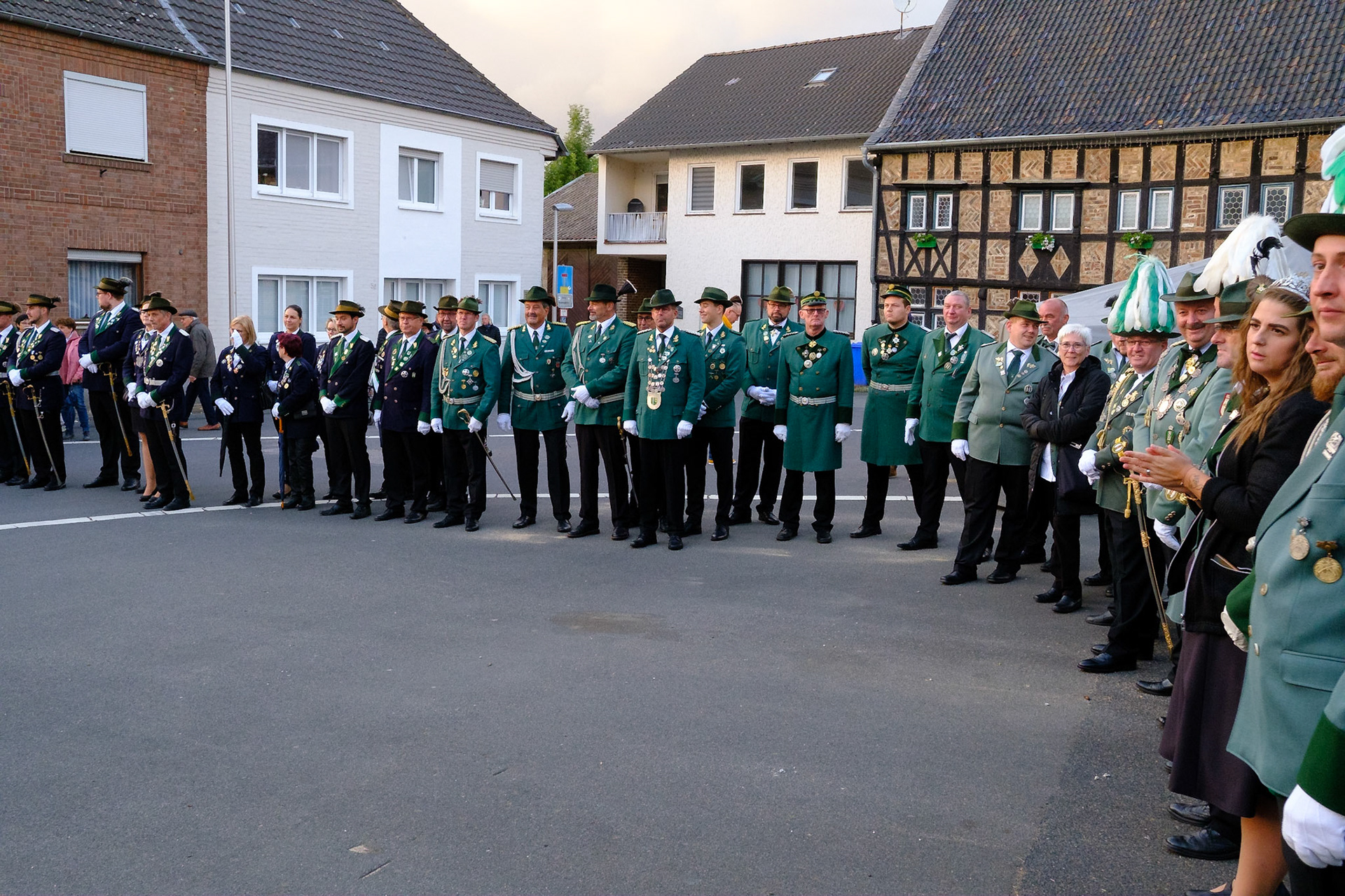 St. Sebastianus Schützenbruderschaft Friesheim ernenn Hans-Peter Nolden die Ehrenpräsidentschaft der Schützenbruderschaft.