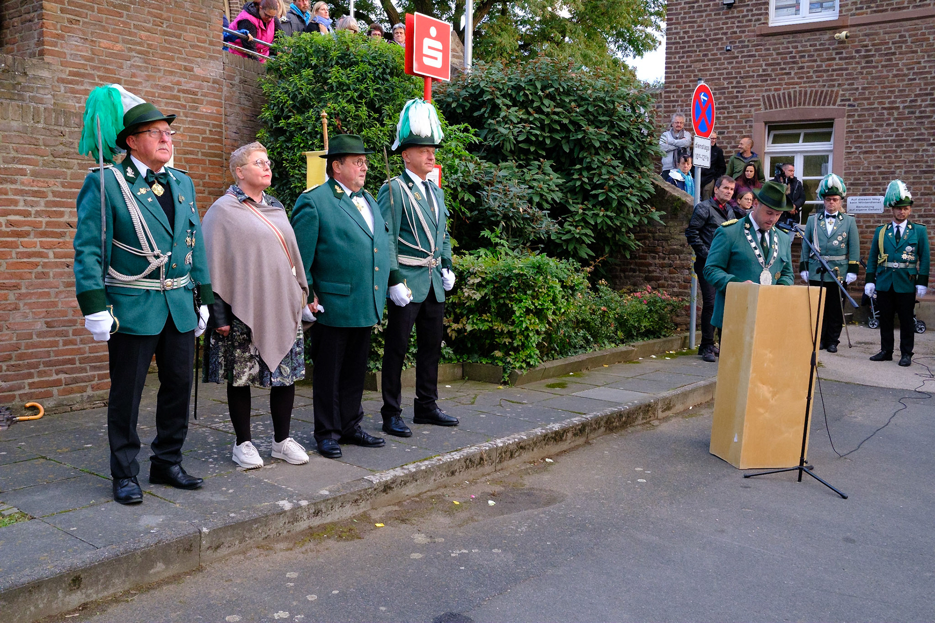 St. Sebastianus Schützenbruderschaft Friesheim ernenn Hans-Peter Nolden die Ehrenpräsidentschaft der Schützenbruderschaft.