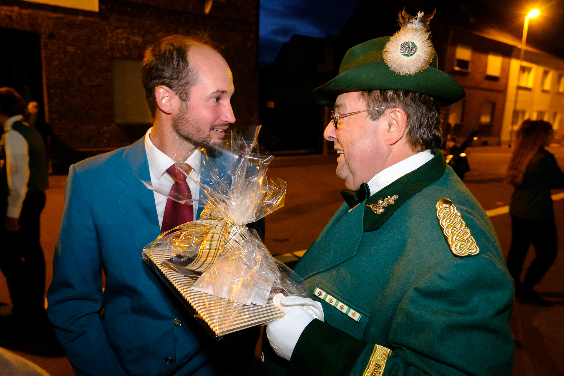 St. Hubertus Schützenbruderschaft Friesheim ernenn Hans-Peter Nolden die Ehrenpräsidentschaft der Schützenbruderschaft.