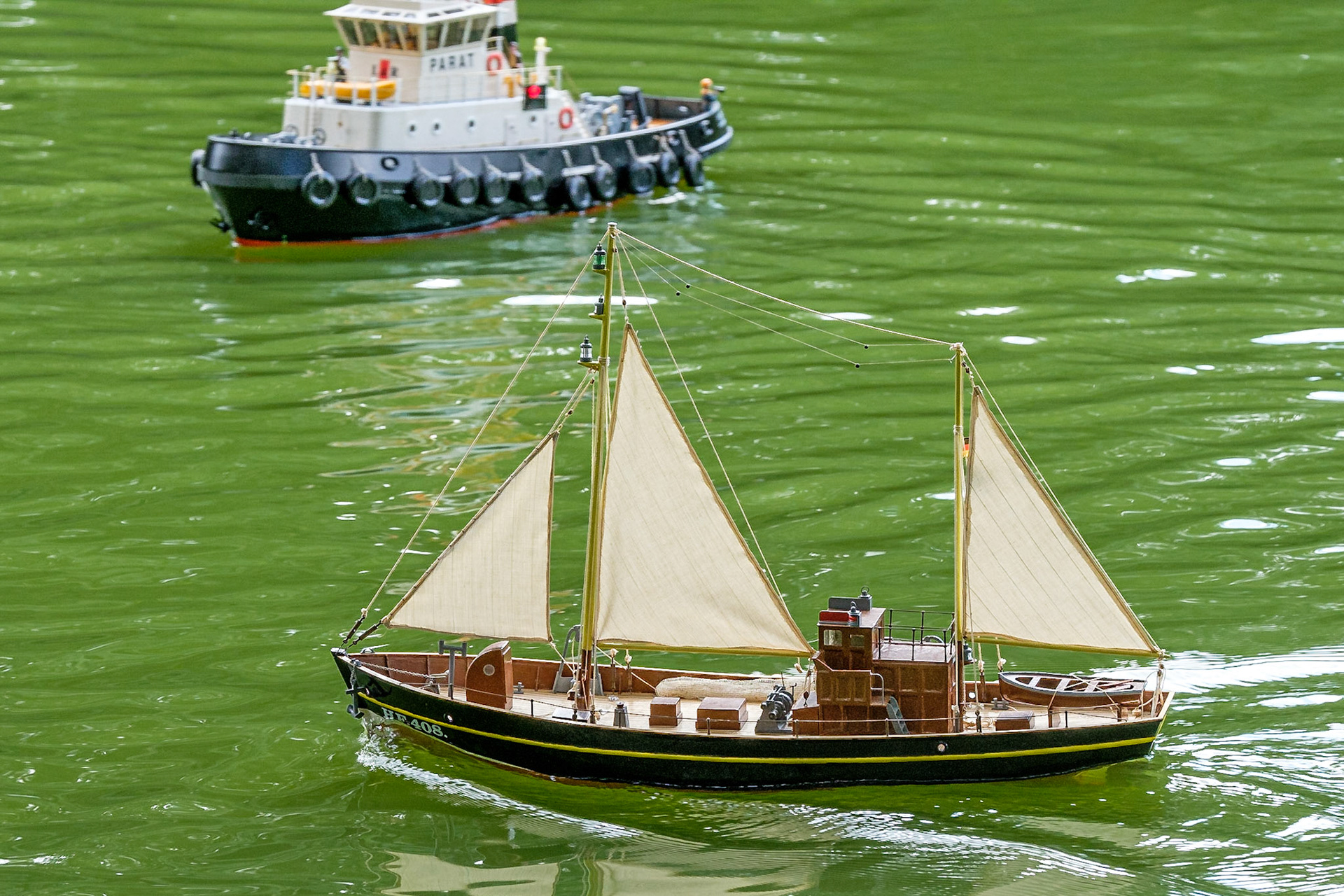Sonntagsfahren am Volksgartenweiher Köln