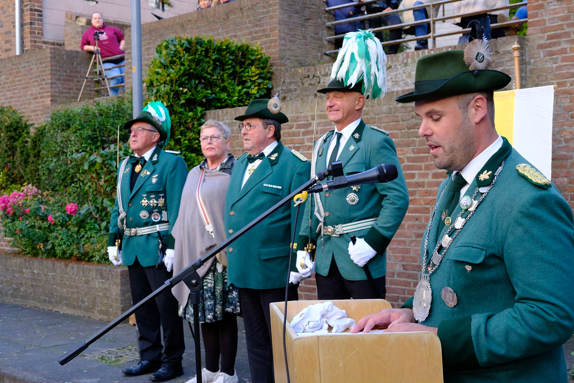 St. Sebastianus Schützenbruderschaft Friesheim ernenn Hans-Peter Nolden die Ehrenpräsidentschaft der Schützenbruderschaft.
