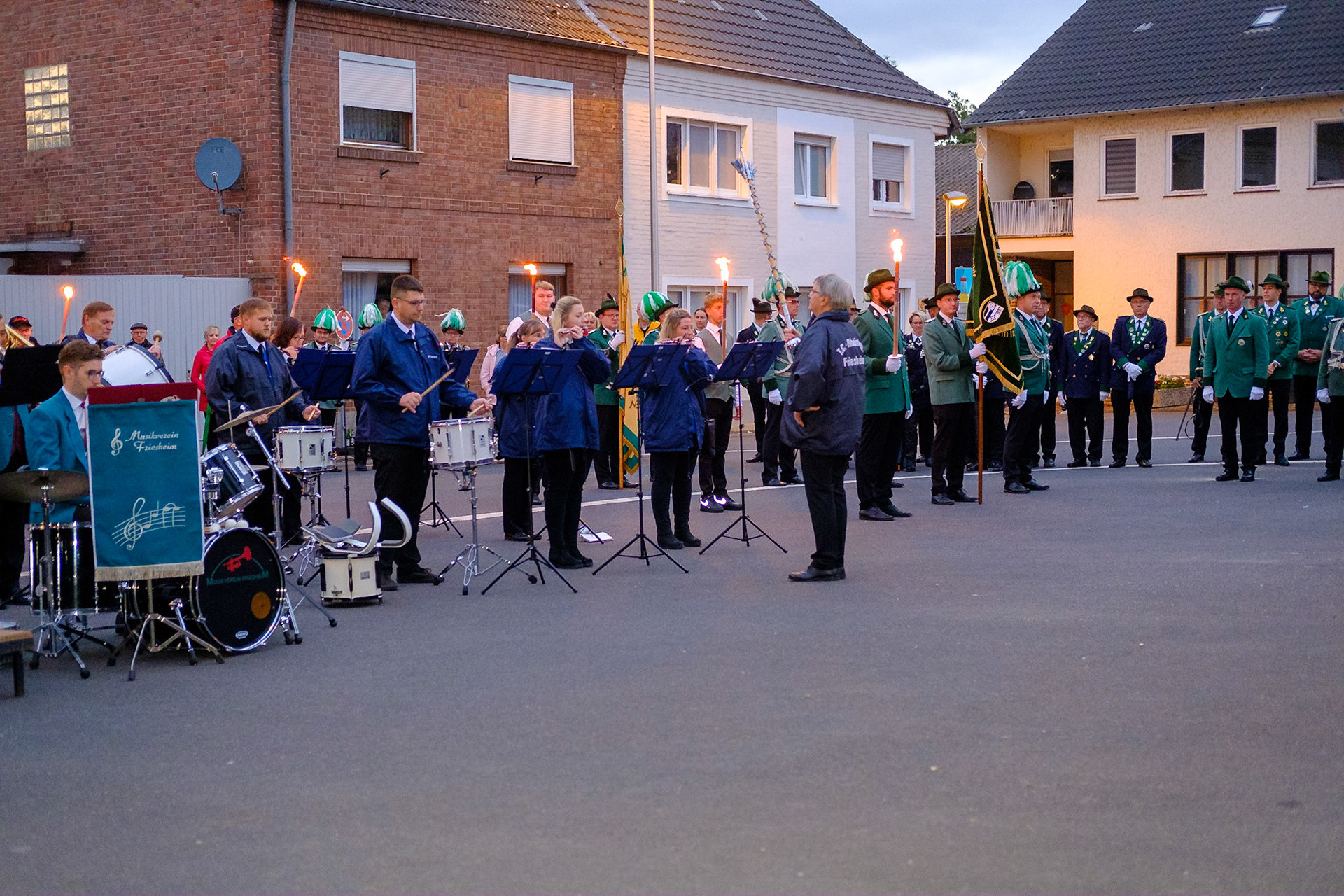 St. Sebastianus Schützenbruderschaft Friesheim ernenn Hans-Peter Nolden die Ehrenpräsidentschaft der Schützenbruderschaft.