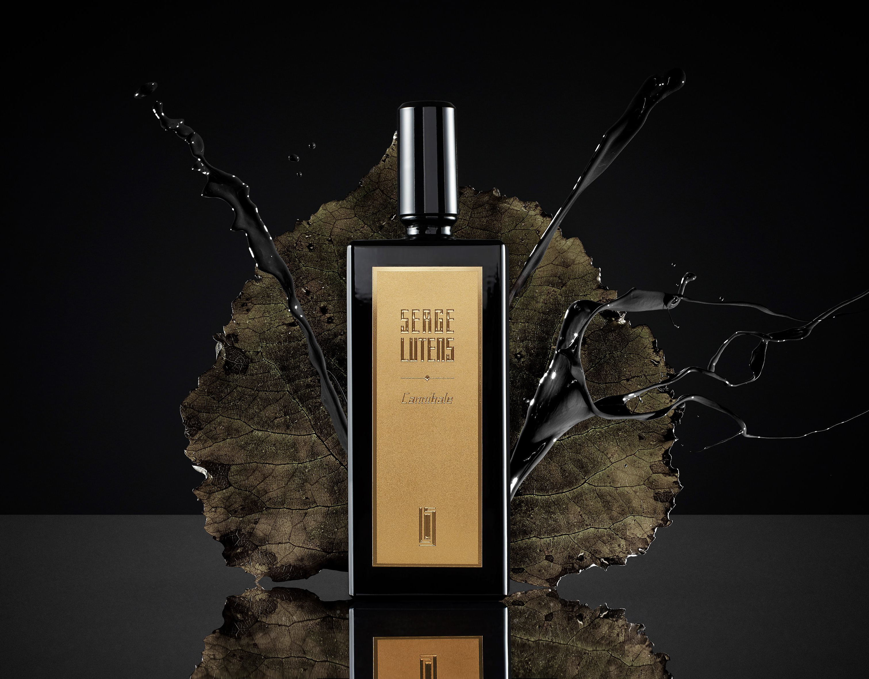 Серж лютен духи. Парфюм Serge Lutens. Serge Lutens Gold. Serge Lutens гроб.