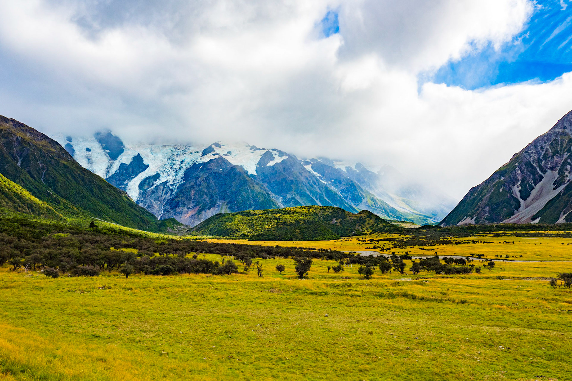 Entrance to Aoraki