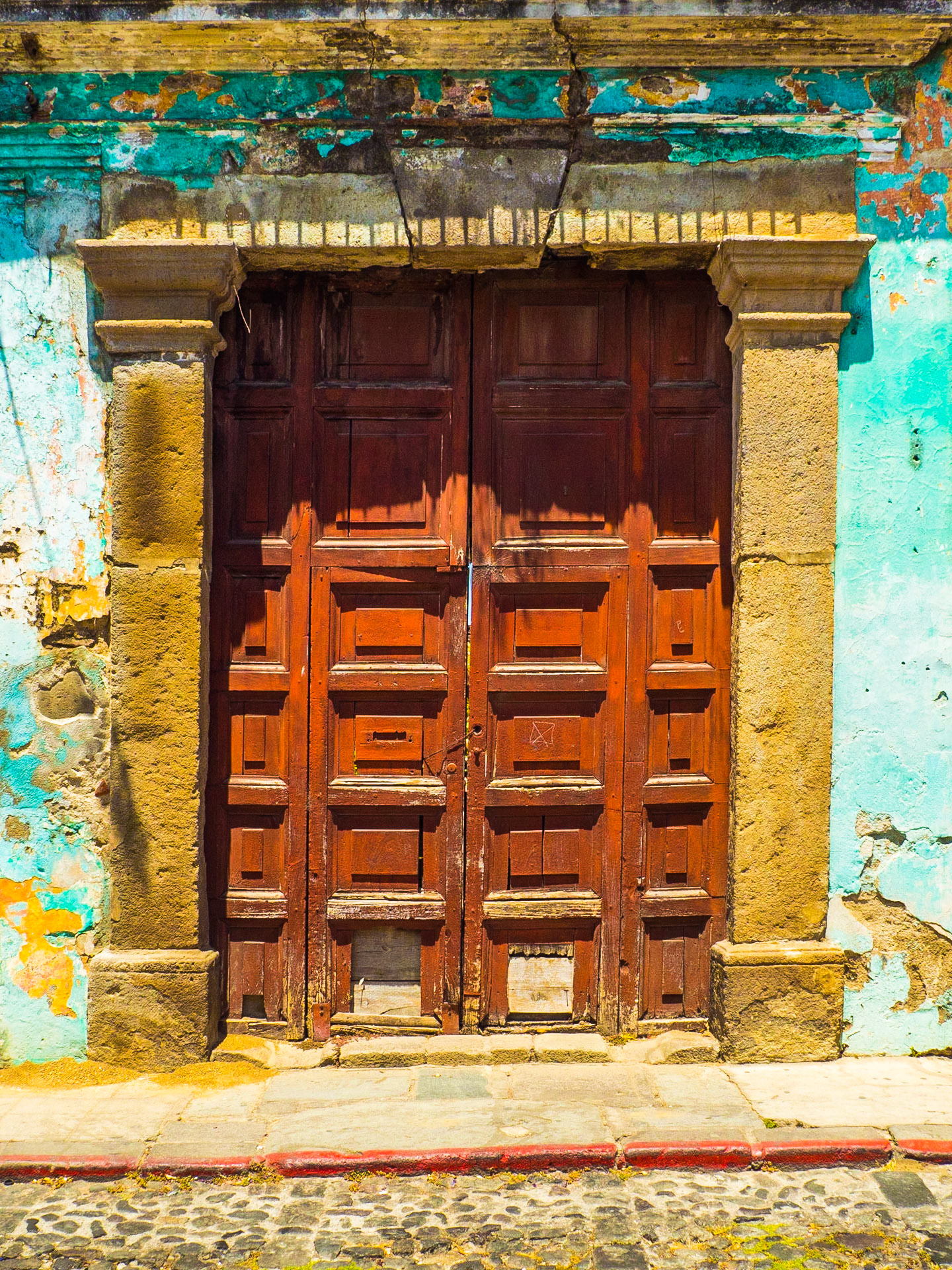 Antigua Door 1