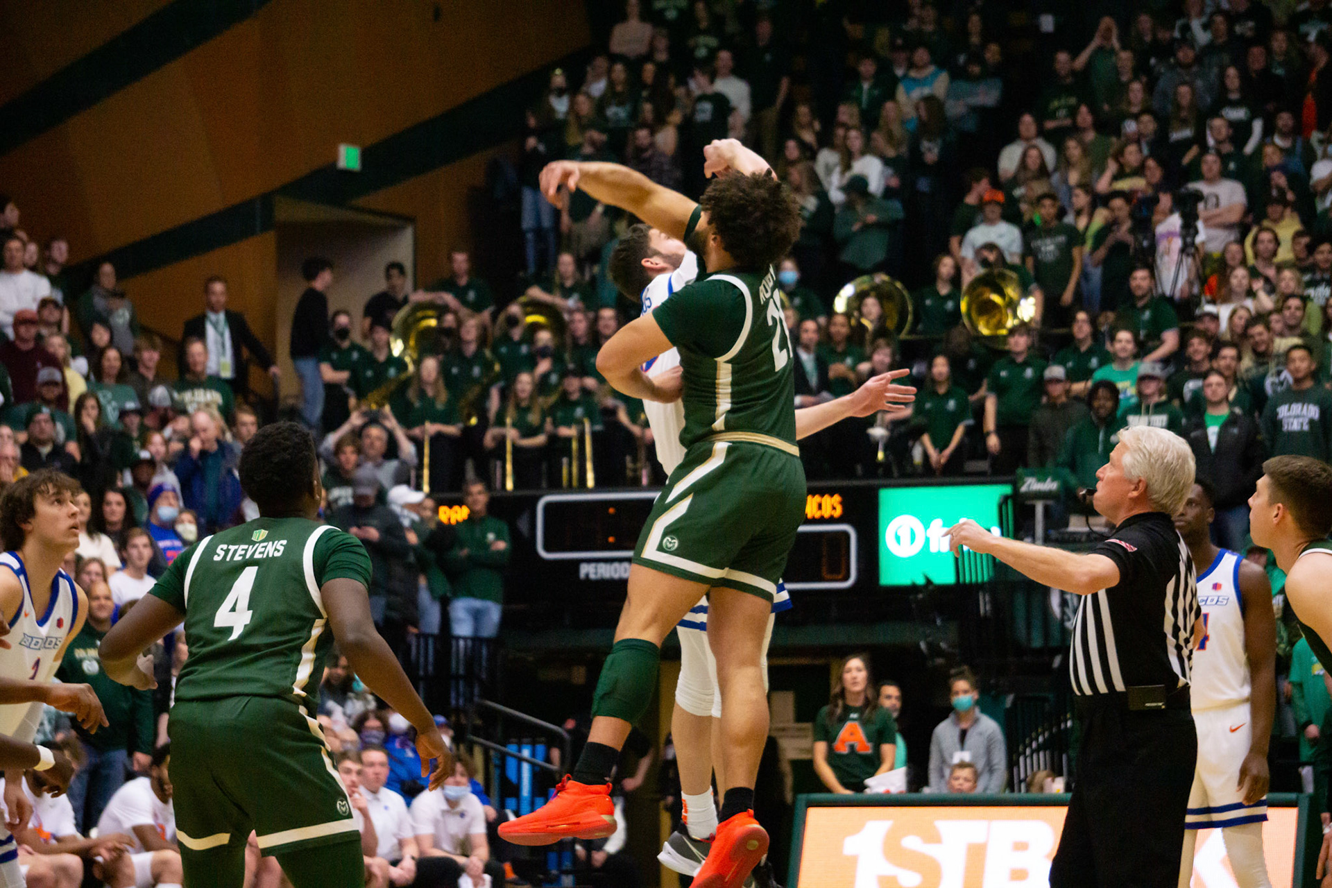 David Roddy during tip off