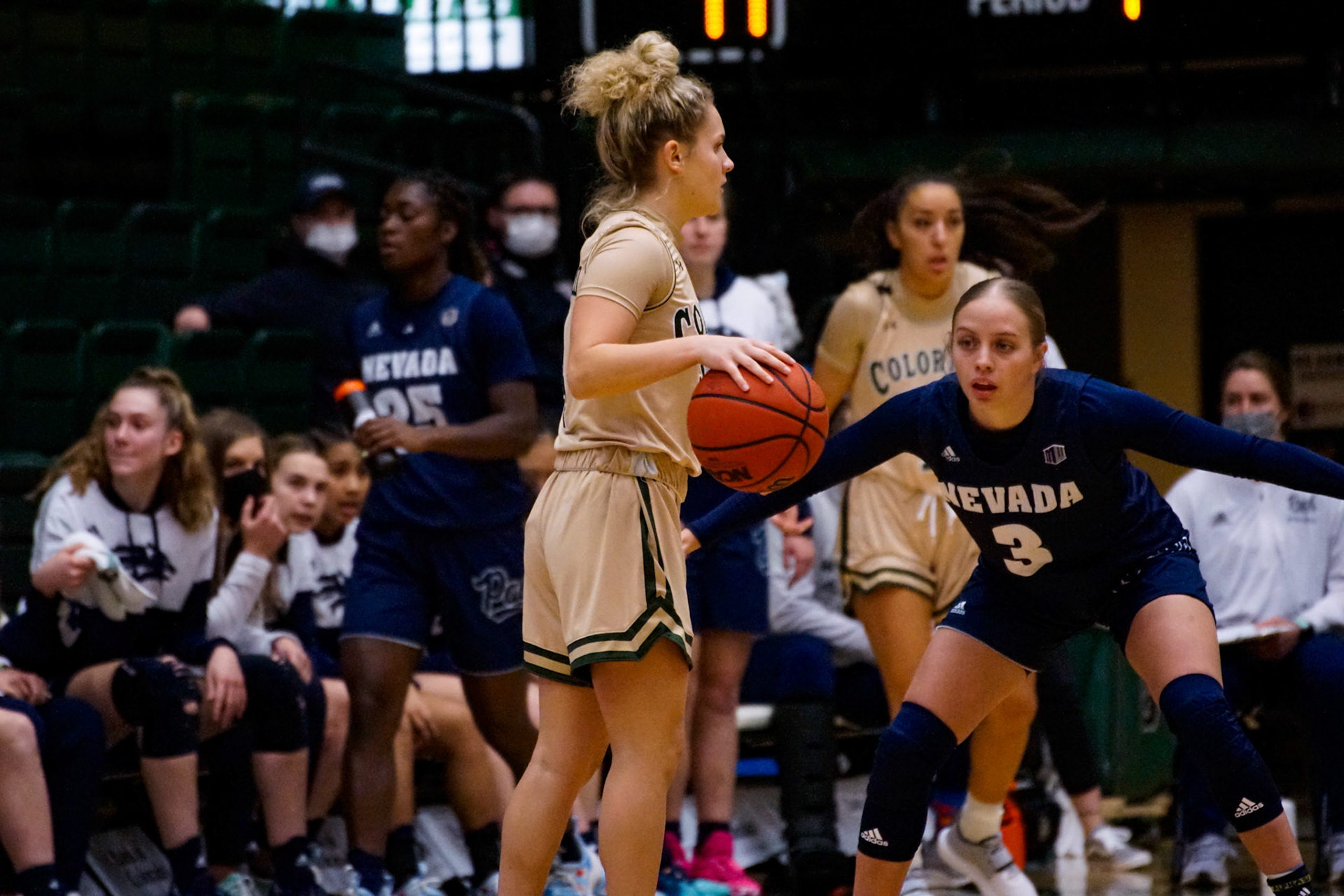 Mckenna Hofschild dribbling