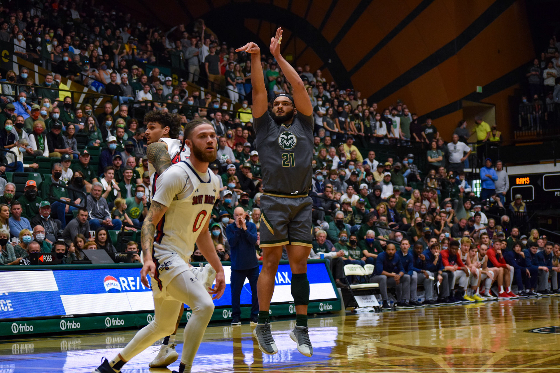 David Roddy shooting a three