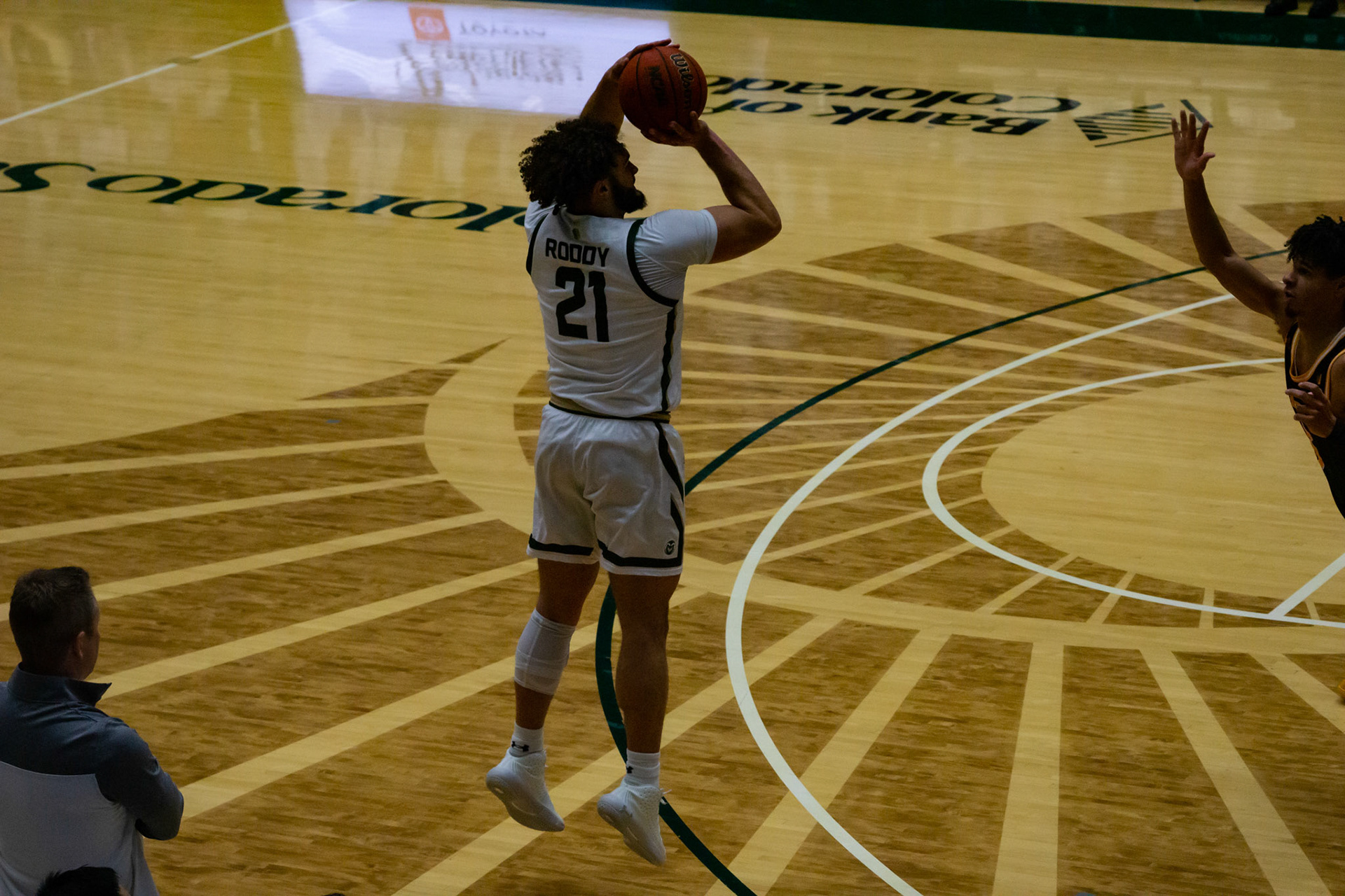 David Roddy shooting a three point shot
