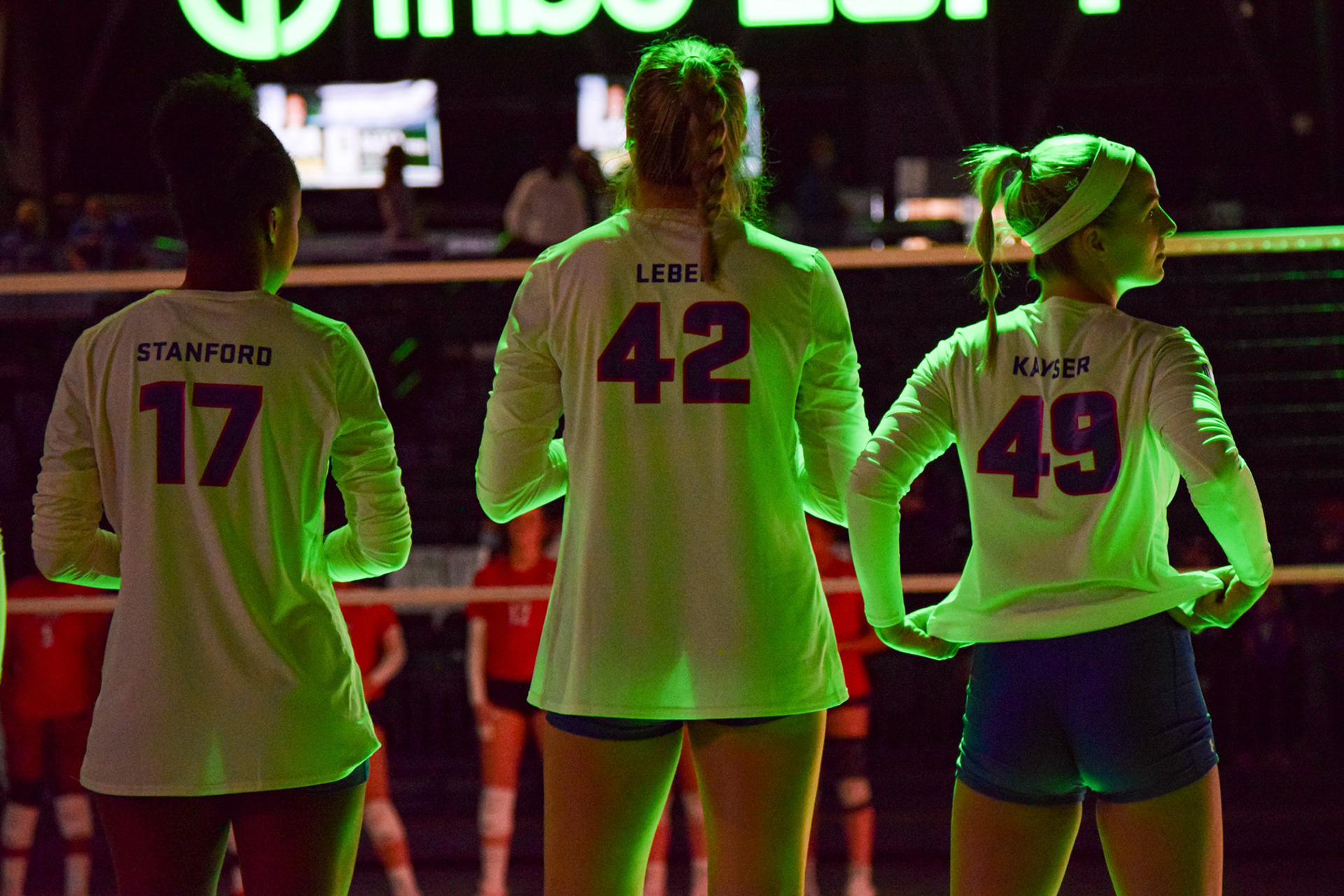 Kennedy Stanford, Jacqui Van Liedfe and Ruby Kayser during starting lineups