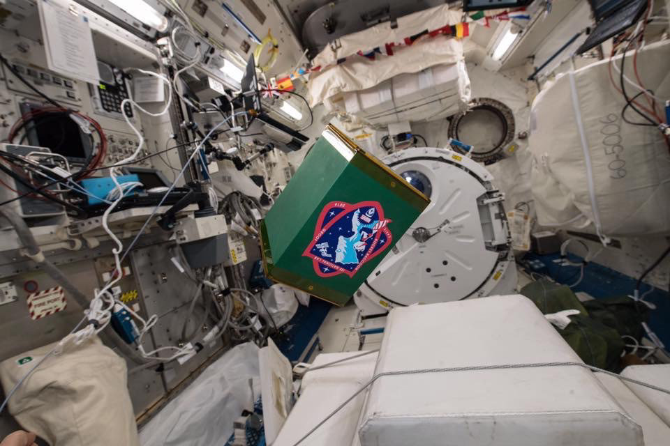 Casis/NASA-Astronaut Sticker in the I.S.S.