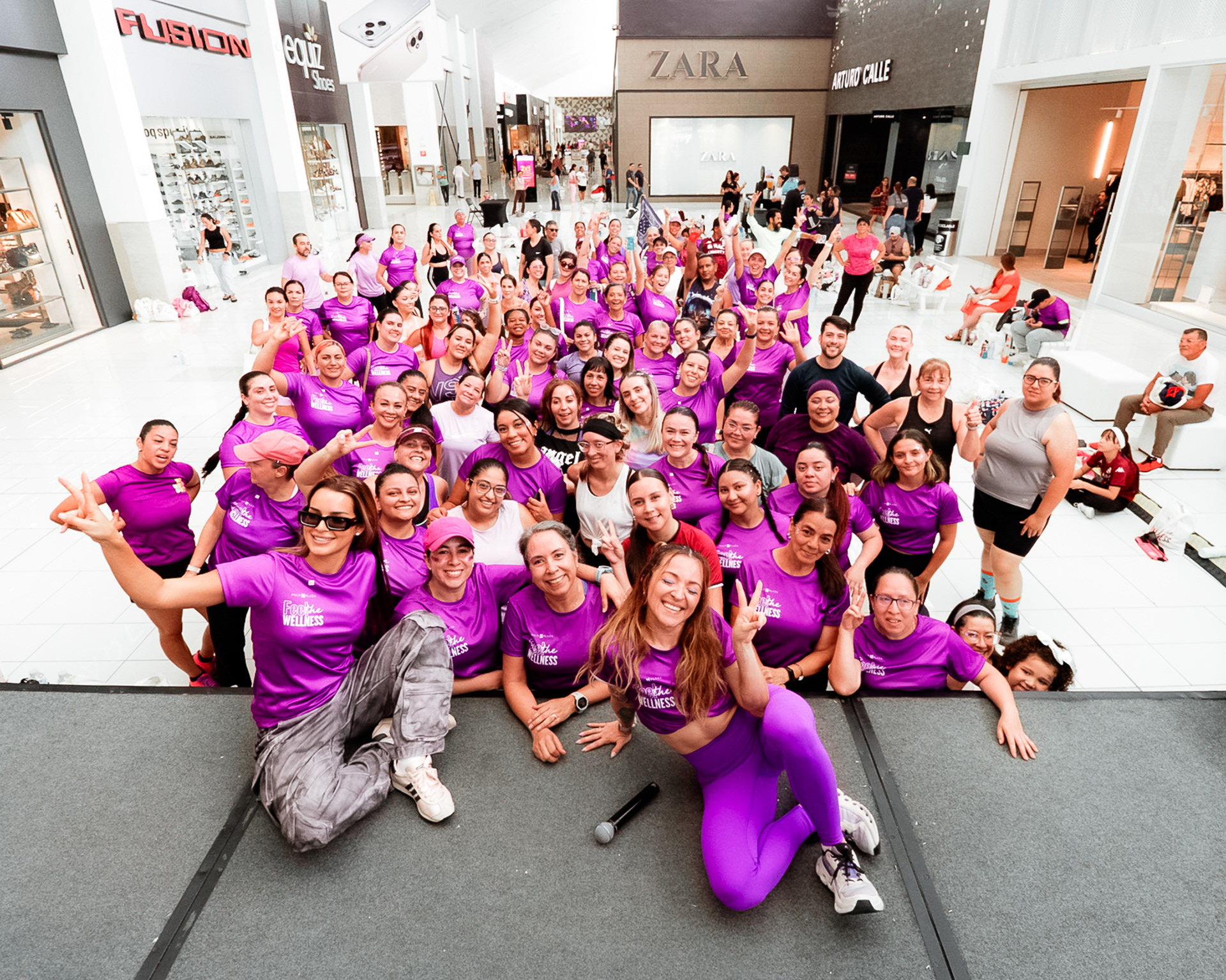 Fotografía de celebración social con estilo documental.