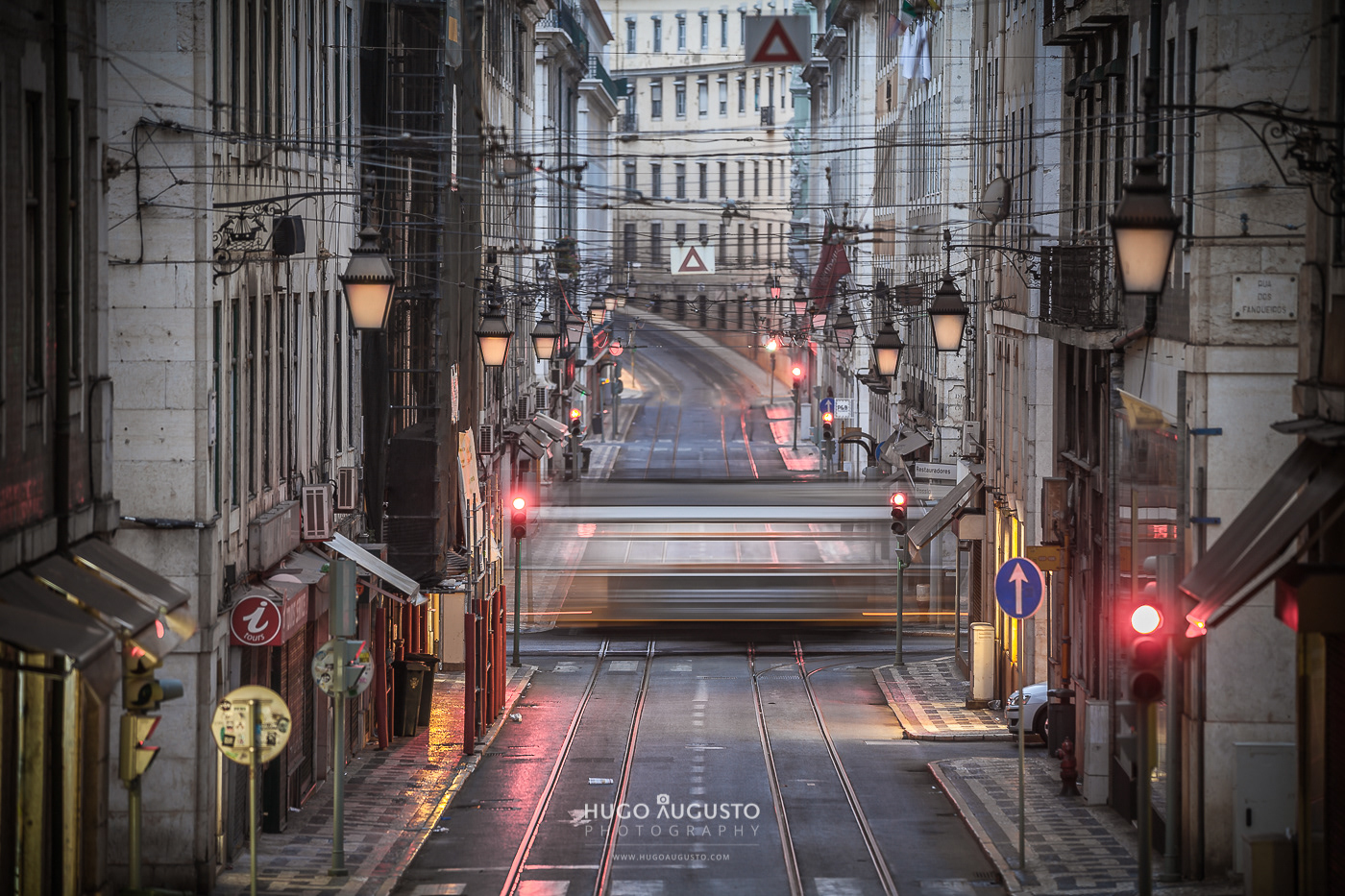 "Stop!" / Lisbon city, Portugal