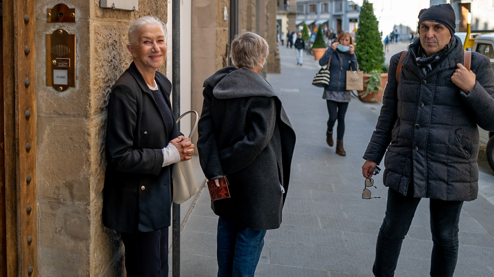 Florence: Yes, that's really English Actor, Dame Helen Mirren
