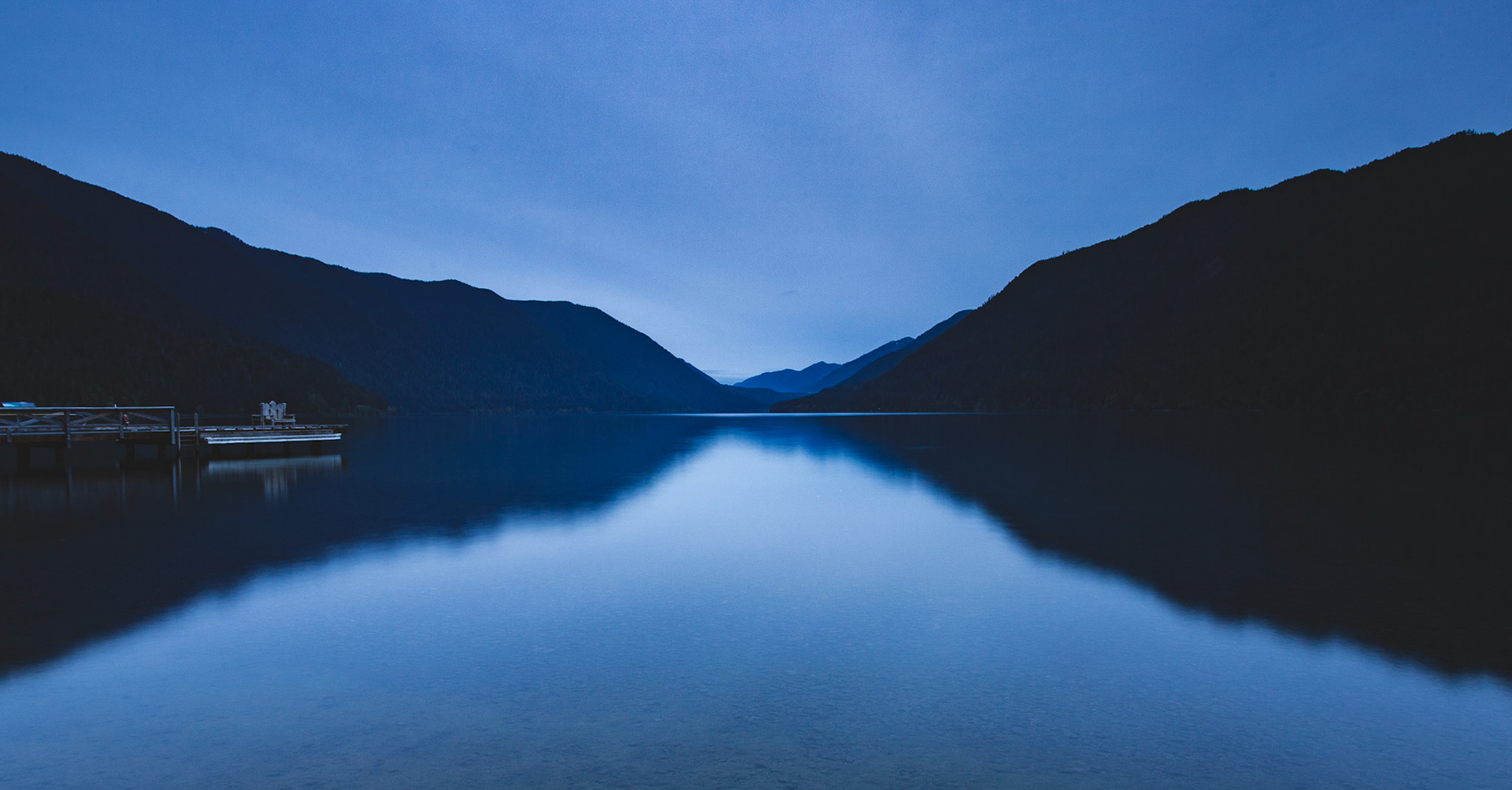 Crescent Lake, Olympic National Park, Washington, USA.