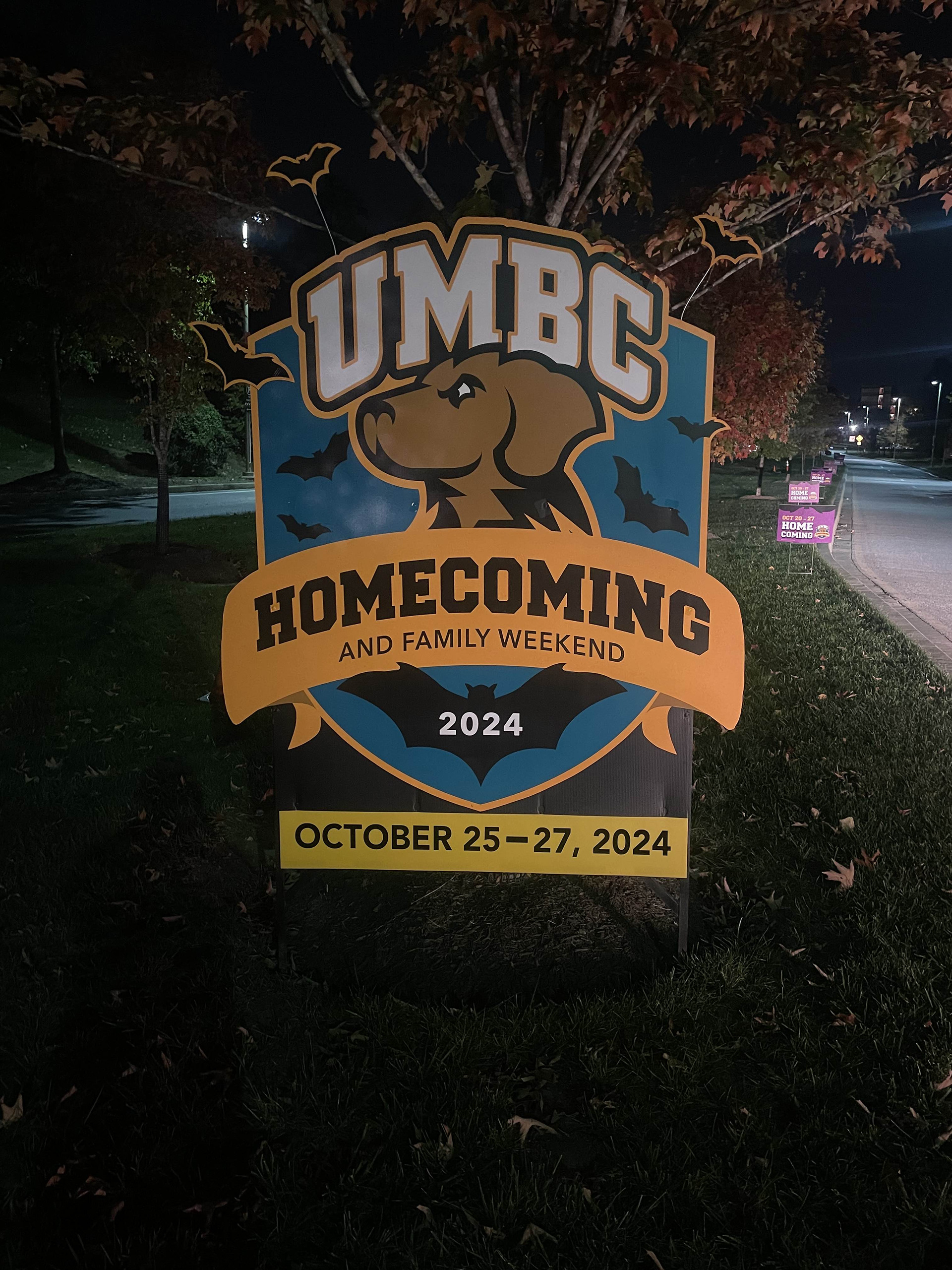 We didn’t get to see this sign until late! UMBC’s 2024 Homecoming logo welcoming students and alumni onto the campus from 195.
