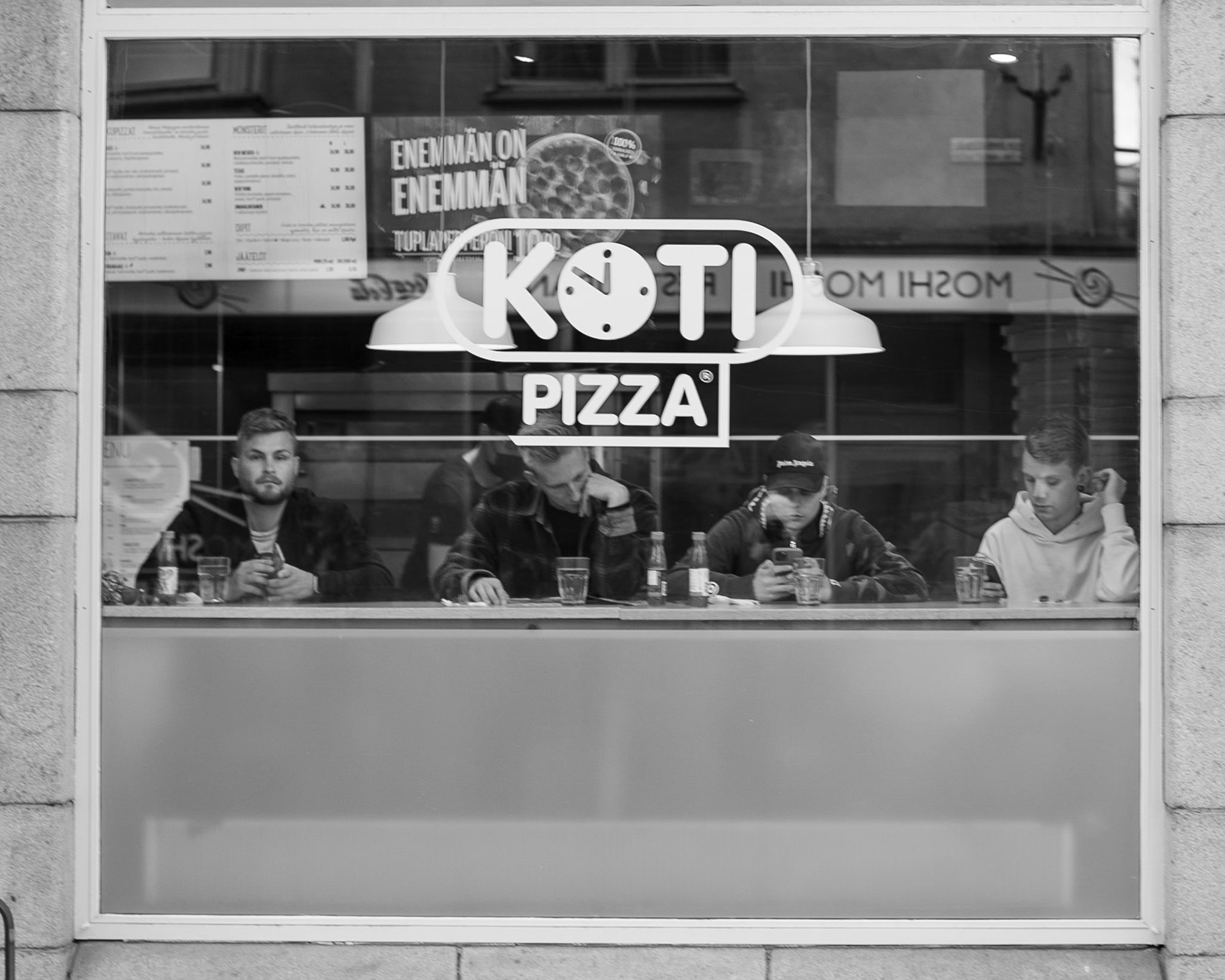 Katukuvausprojekti, Isorobertinkatu