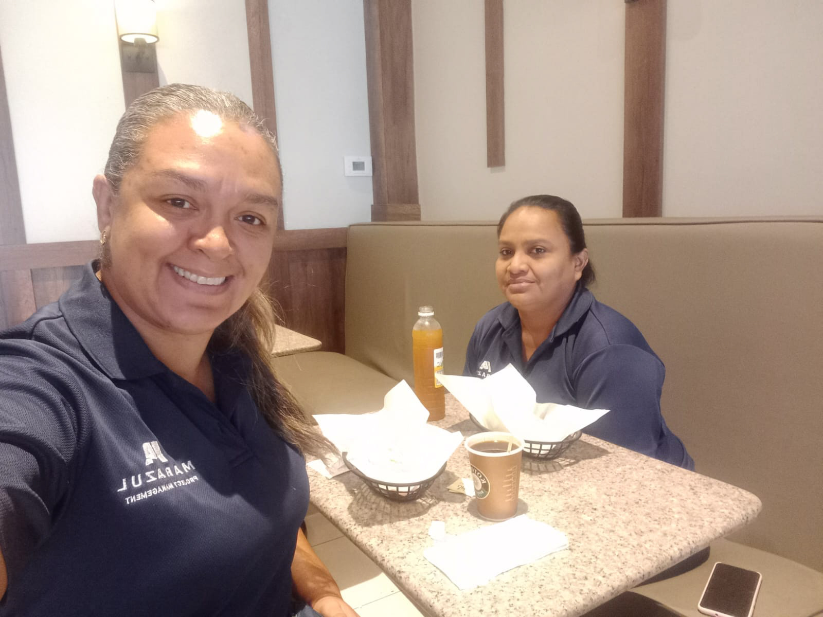Cafe con Mitzel Otero
