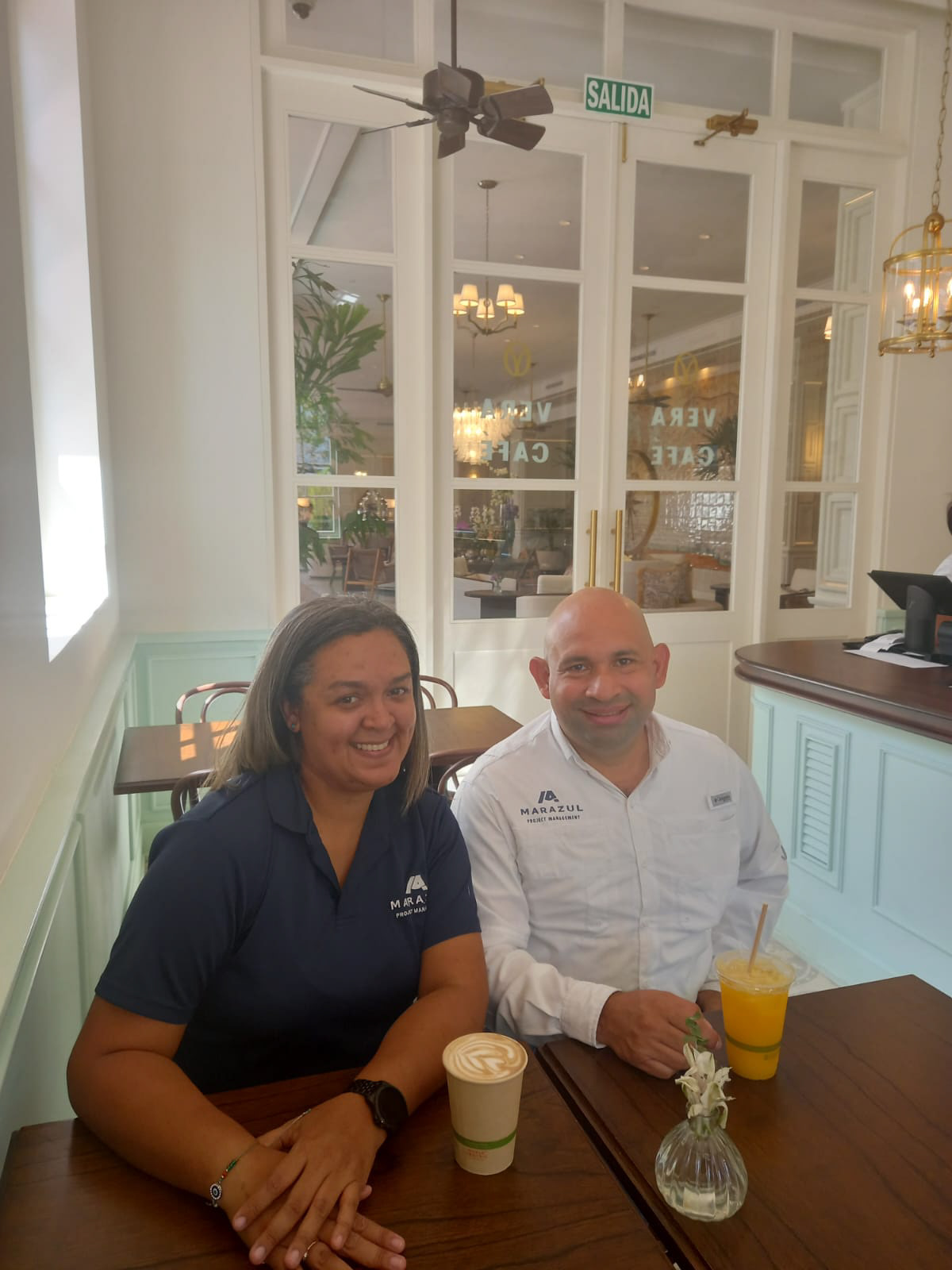 Cafe con Julio Hurtado