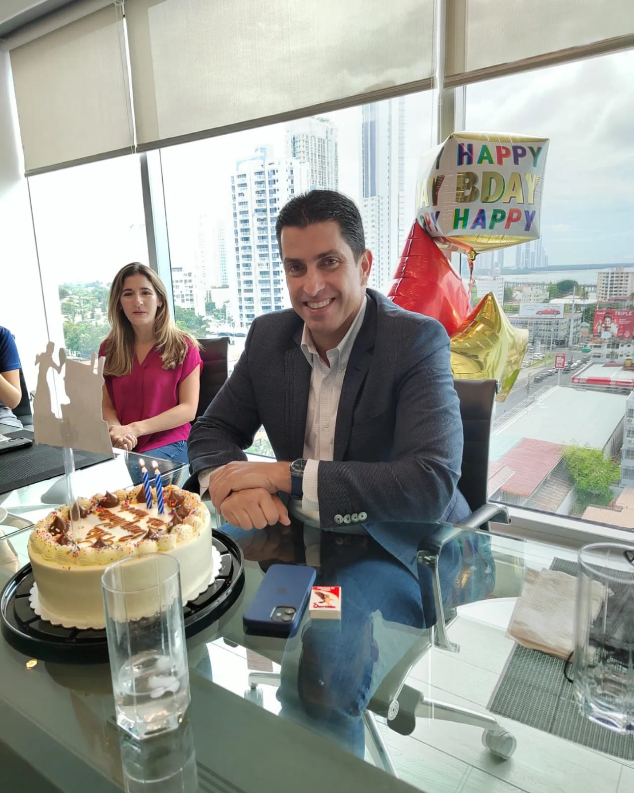 Cumpleaños feliz!