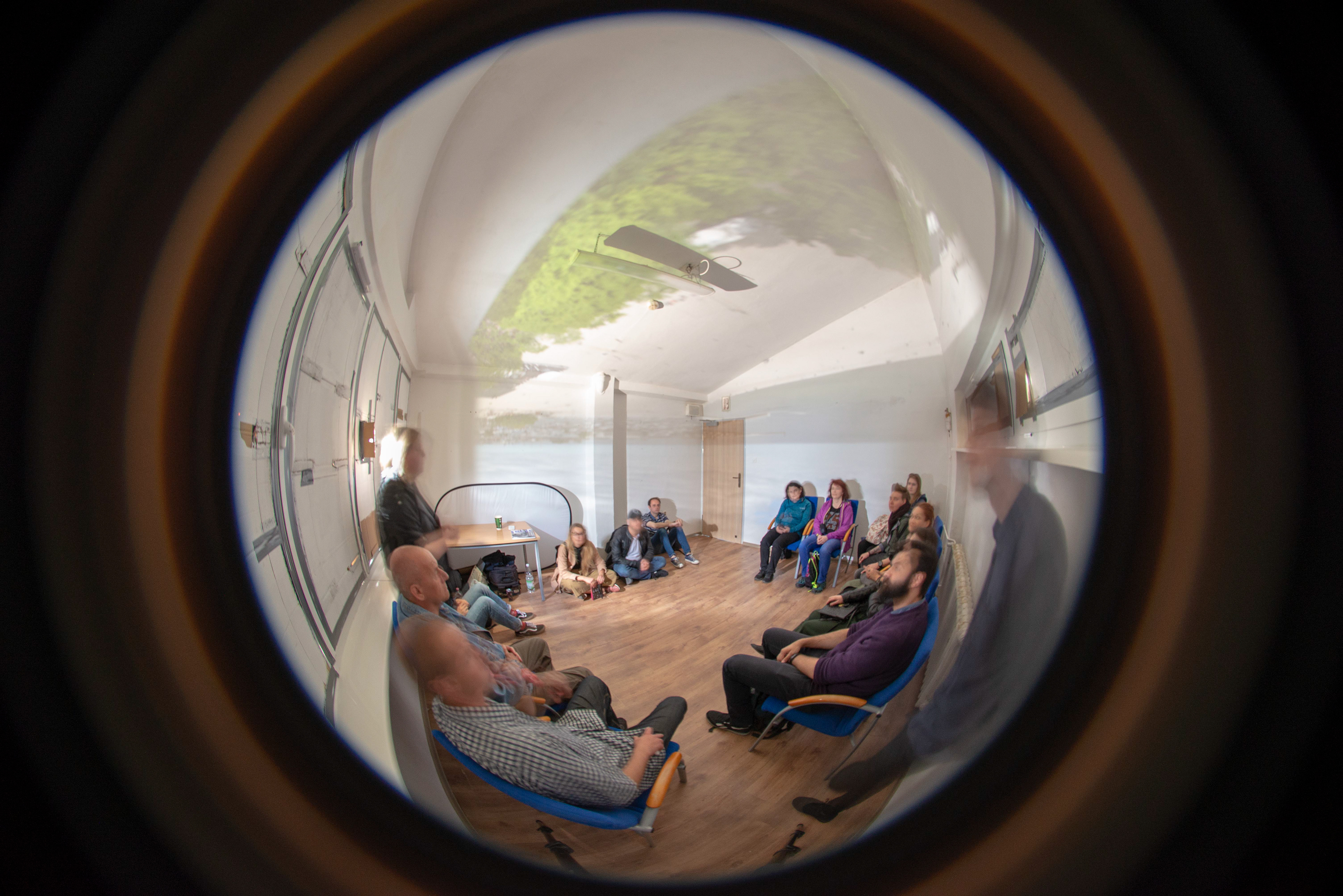 Camera obscura II