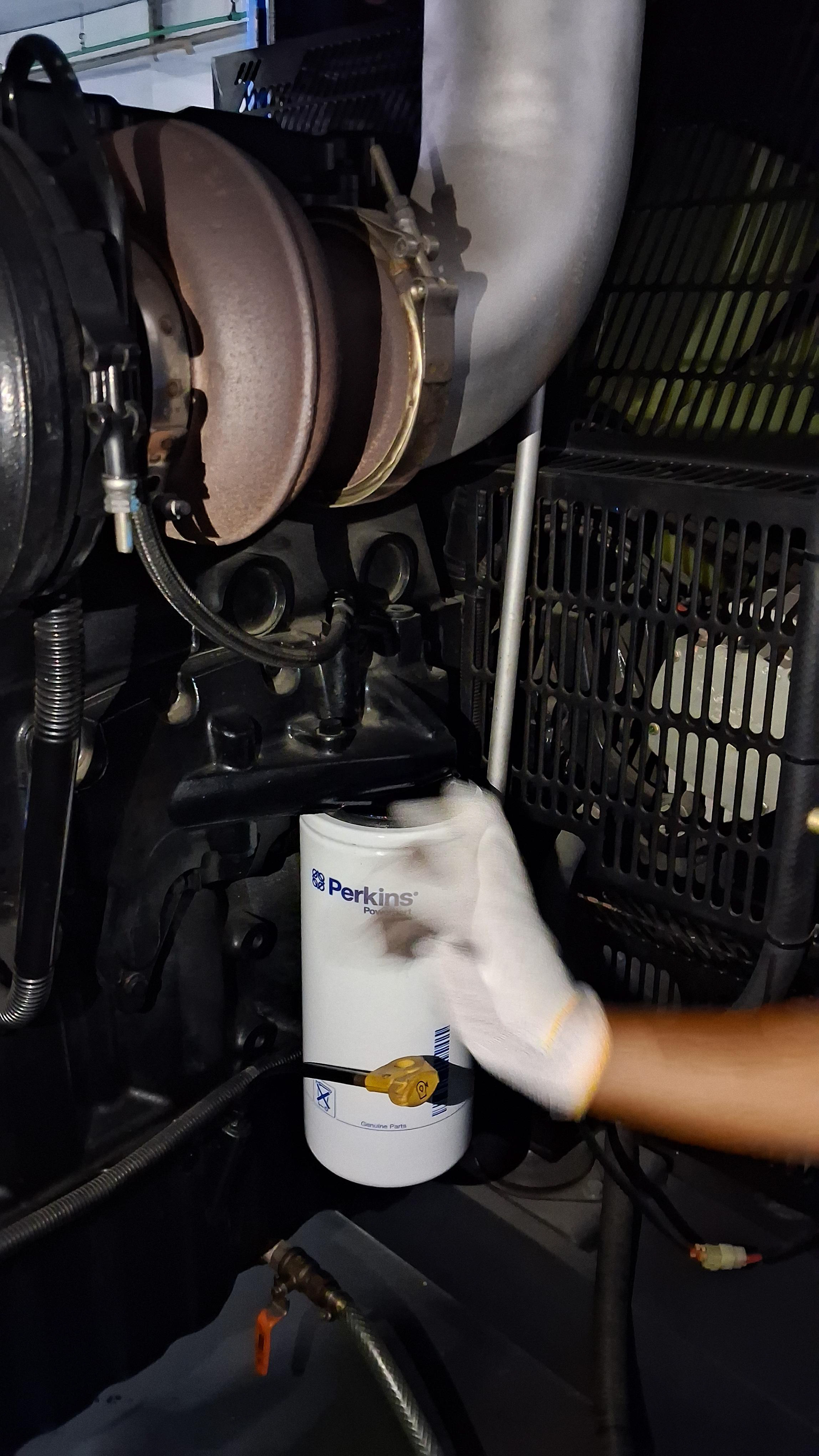 Maintenance Genset
