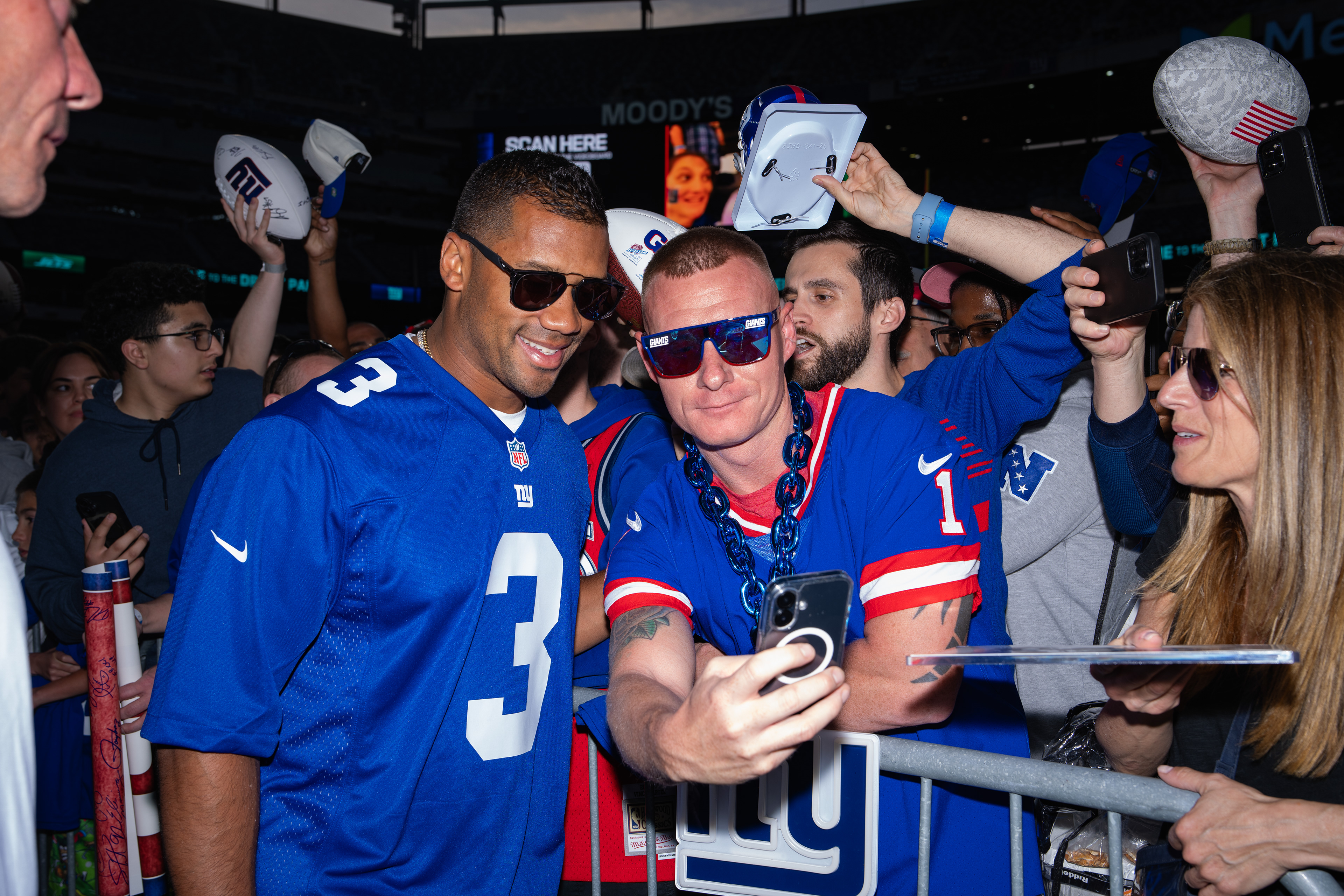 QB Russell Wilson (3)