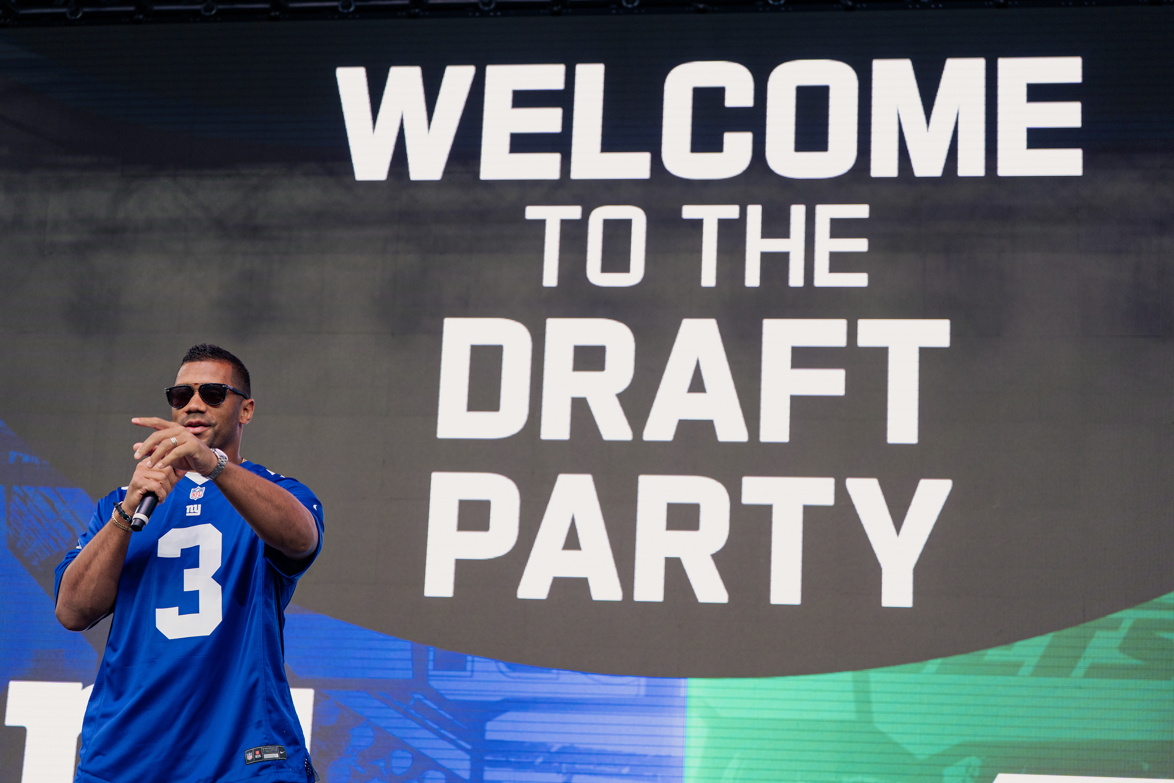 QB Russell Wilson (3)