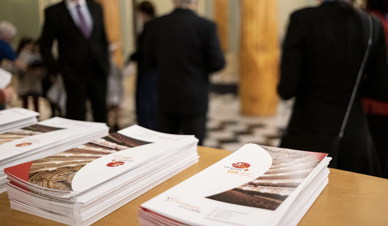 Publicidad Off Grupo SIFU - La gala + IN