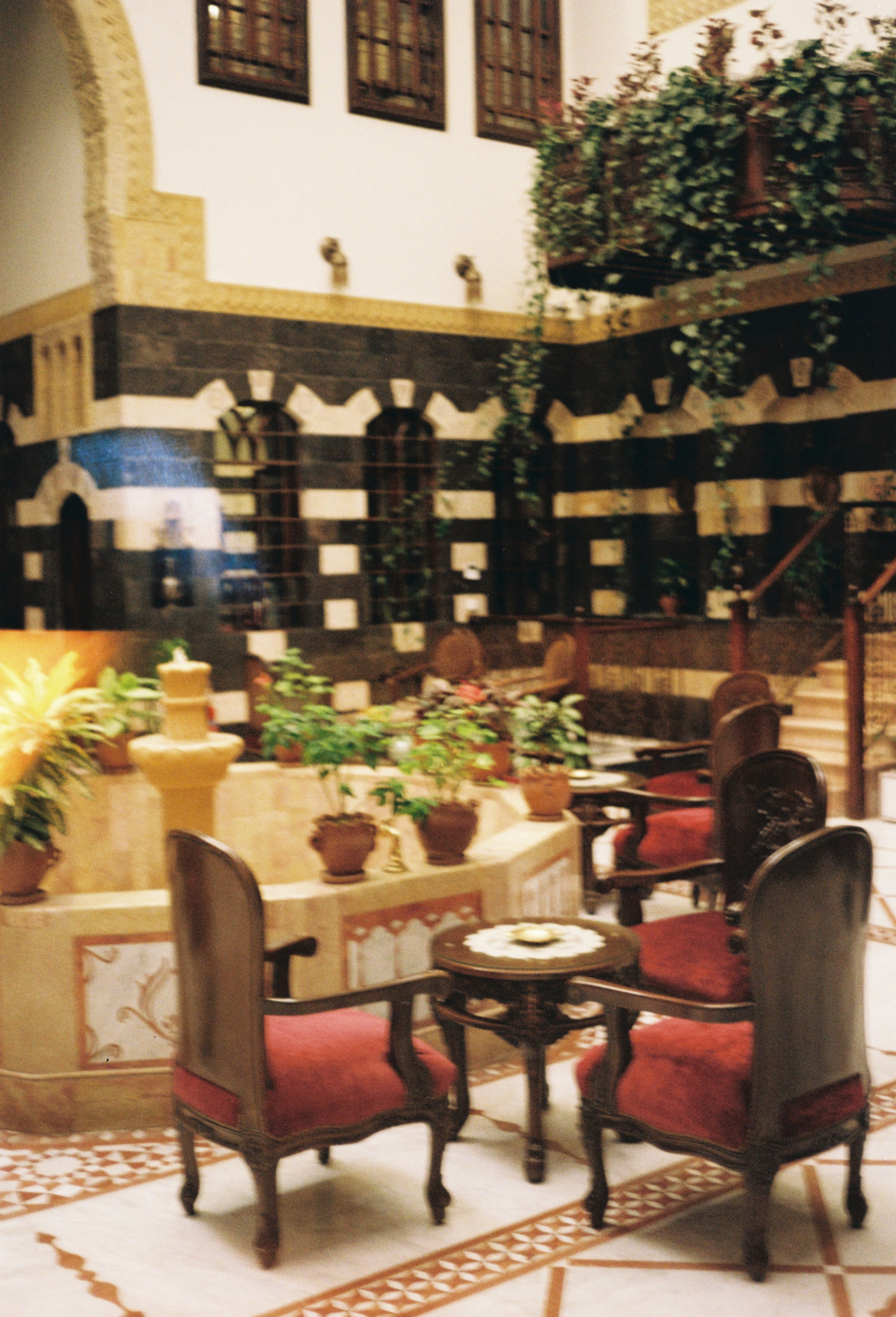 Traditional damascene house