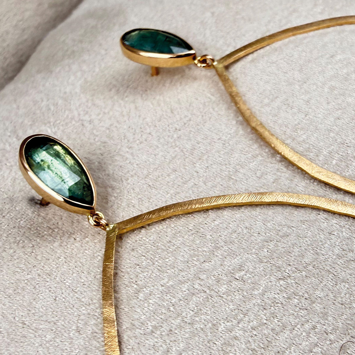 "Valerie's" Ohrringe / Ohrschmuck - MORGENSTUND® Goldschmiede