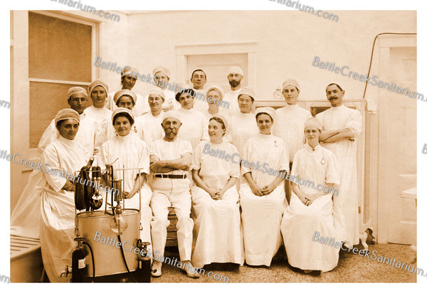 Misc-152 Battle Creek Sanitarium, Dr. Kellogg, surgery