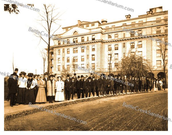 TO-38 Open-air exercises at Battle Creek Sanitarium