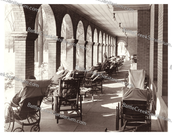 TO-82 Open-air therapy at Battle Creek Sanitarium