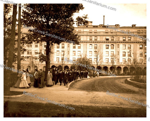 TO-39 Open-air exercises at Battle Creek Sanitarium