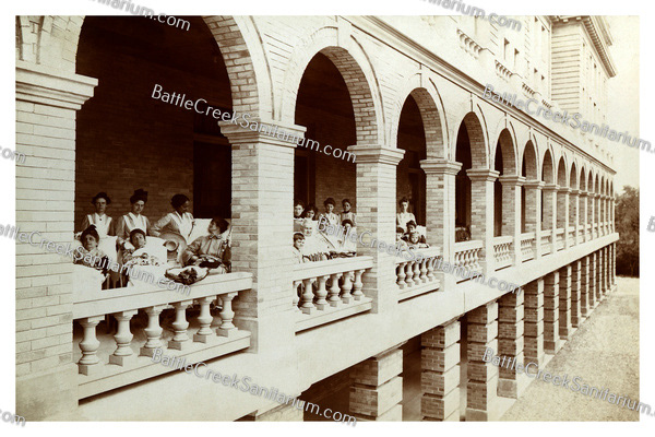 TO-83 Open-air therapy at Battle Creek Sanitarium