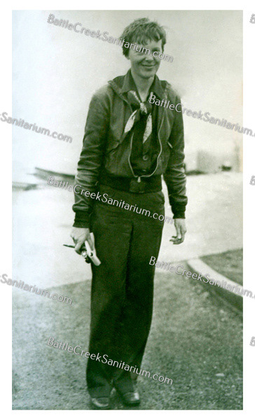FAM-4 Amelia Earhart