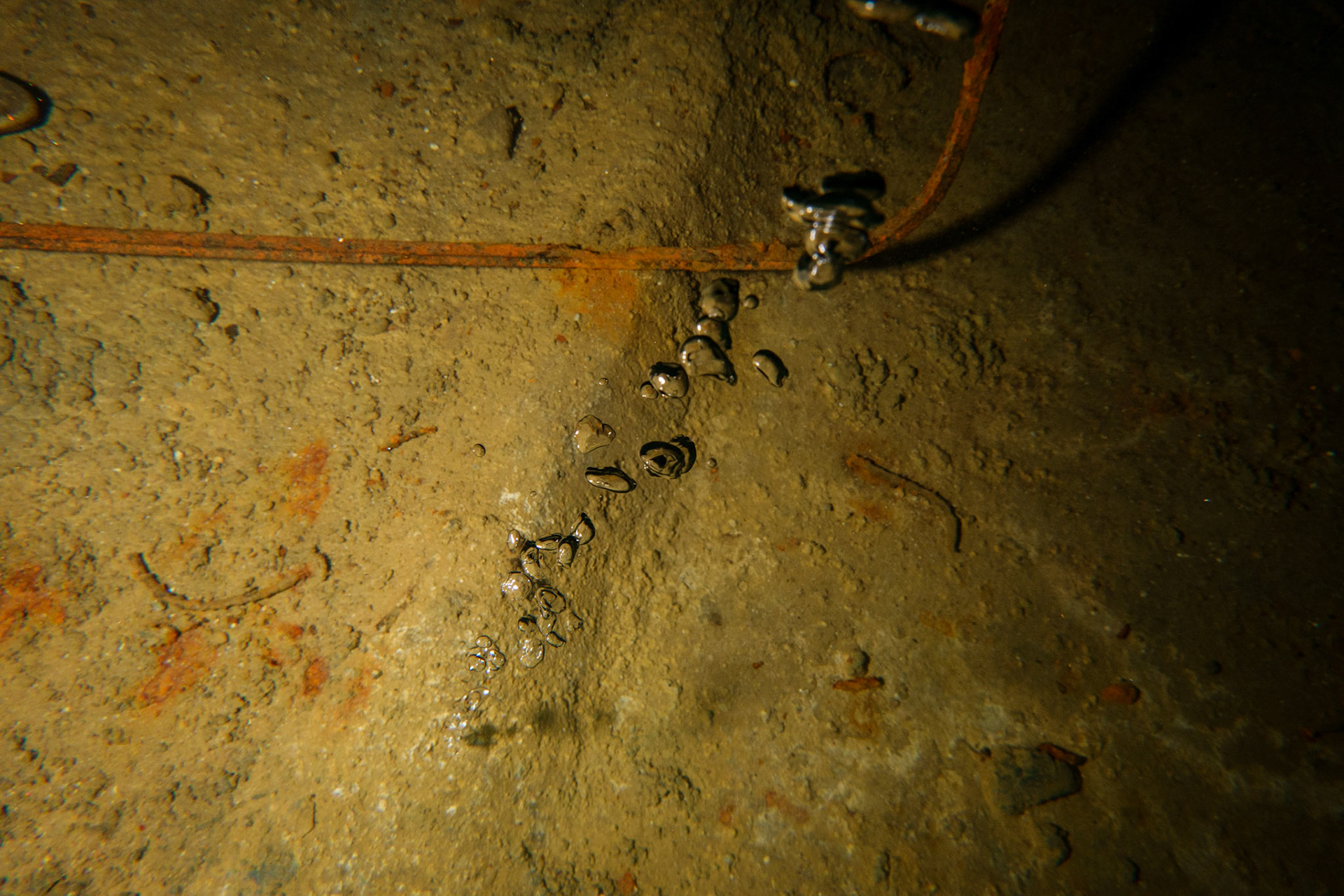 Nějak jim to prosakuje, Kobanya mine 2023