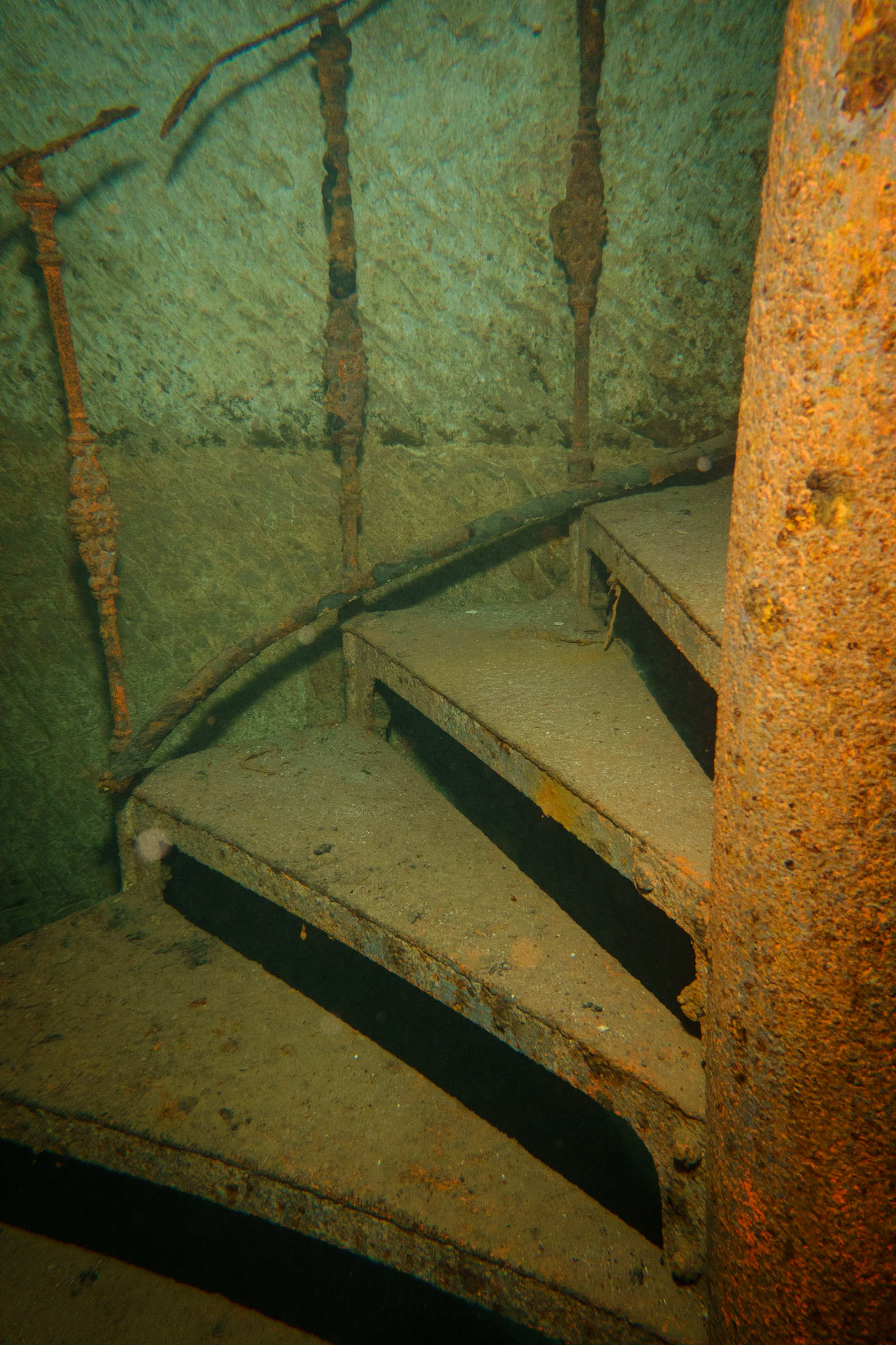 Schodiště u vstupu