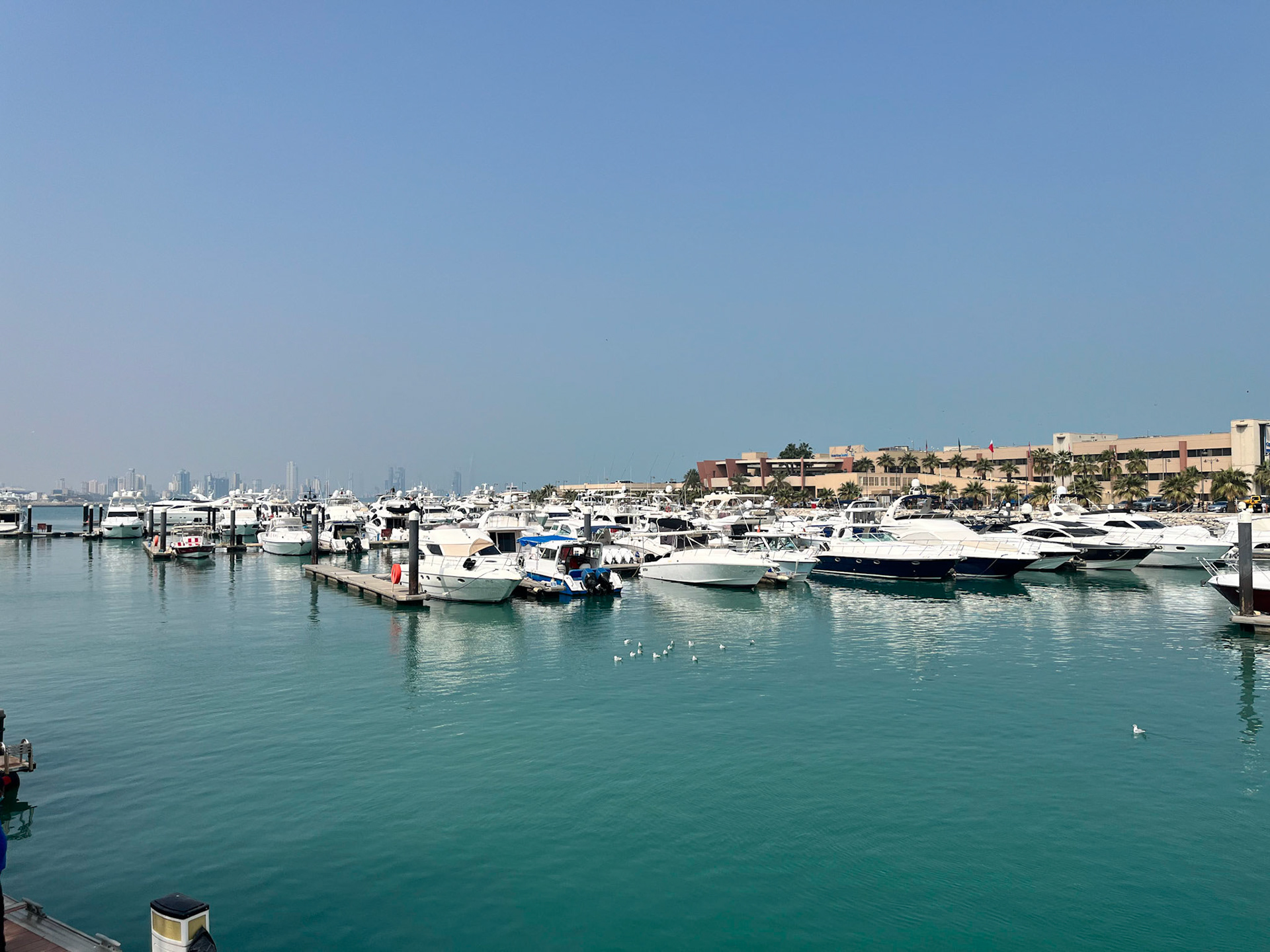 Marina, Arabian Gulf Road